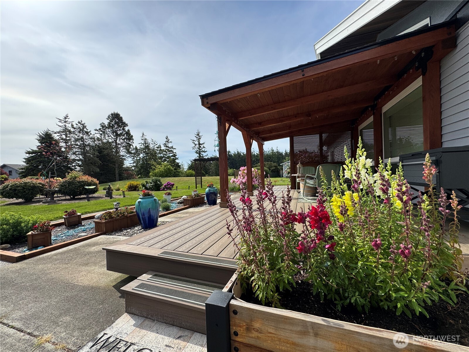 Oak Harbor, Washington, 98277, United States, 3 Bedrooms Bedrooms, ,1 BathroomBathrooms,Residential,For Sale,1897751