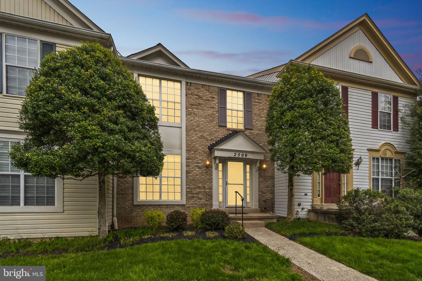 OLNEY, Maryland, 20832, United States, 3 Bedrooms Bedrooms, ,4 BathroomsBathrooms,Residential,For Sale,1931651