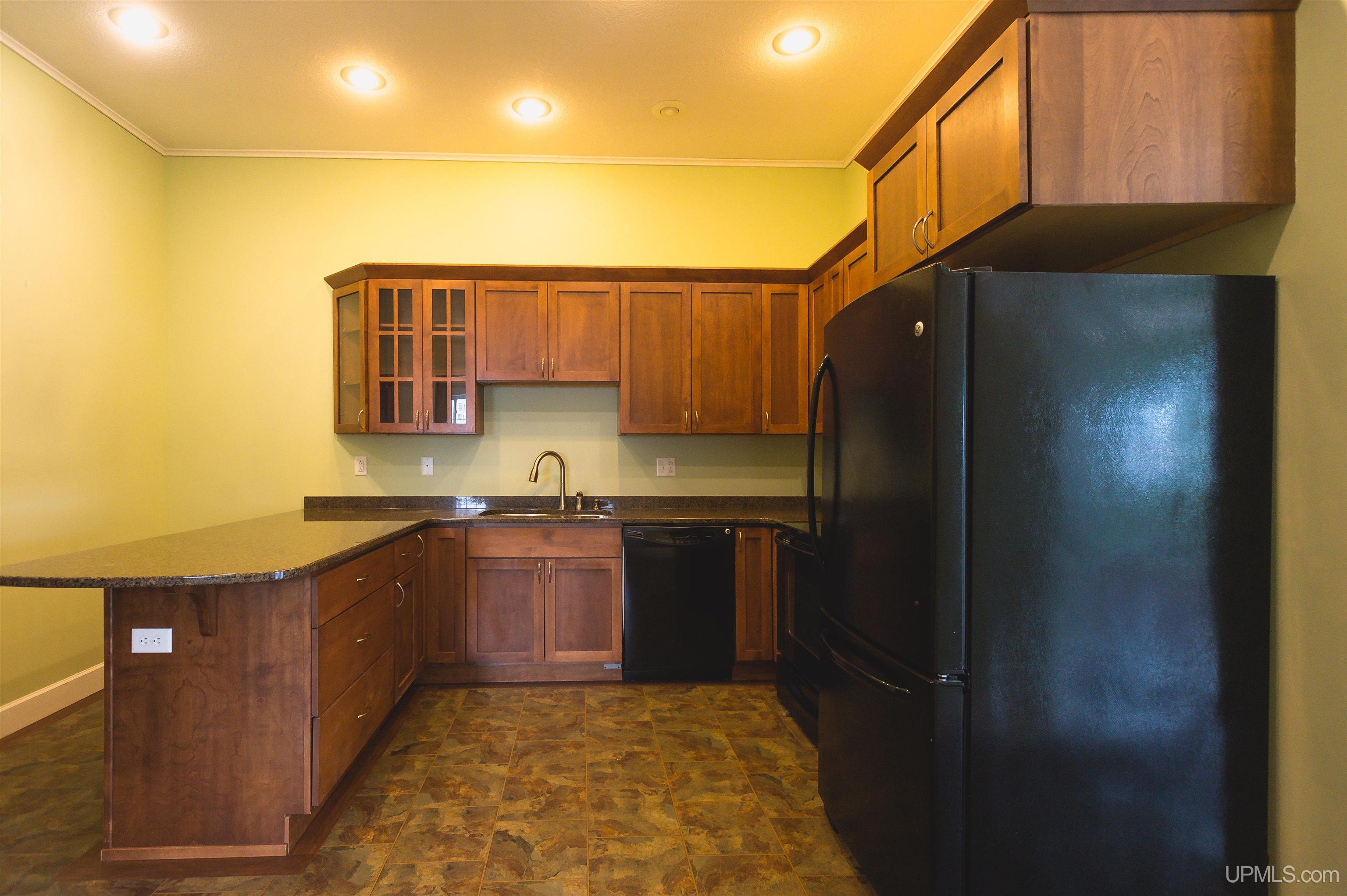 Houghton, Michigan, 49931, United States, 5 Bedrooms Bedrooms, ,2 BathroomsBathrooms,Residential,For Sale,1977730