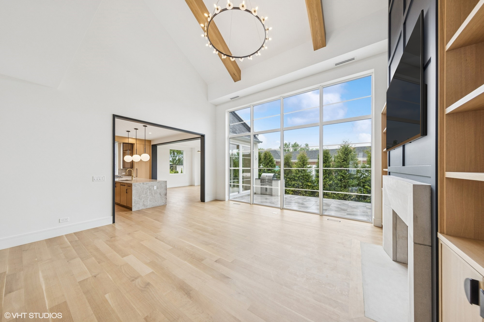 Hinsdale, Illinois, 60521, United States, 5 Bedrooms Bedrooms, ,6 BathroomsBathrooms,Residential,For Sale,1826886