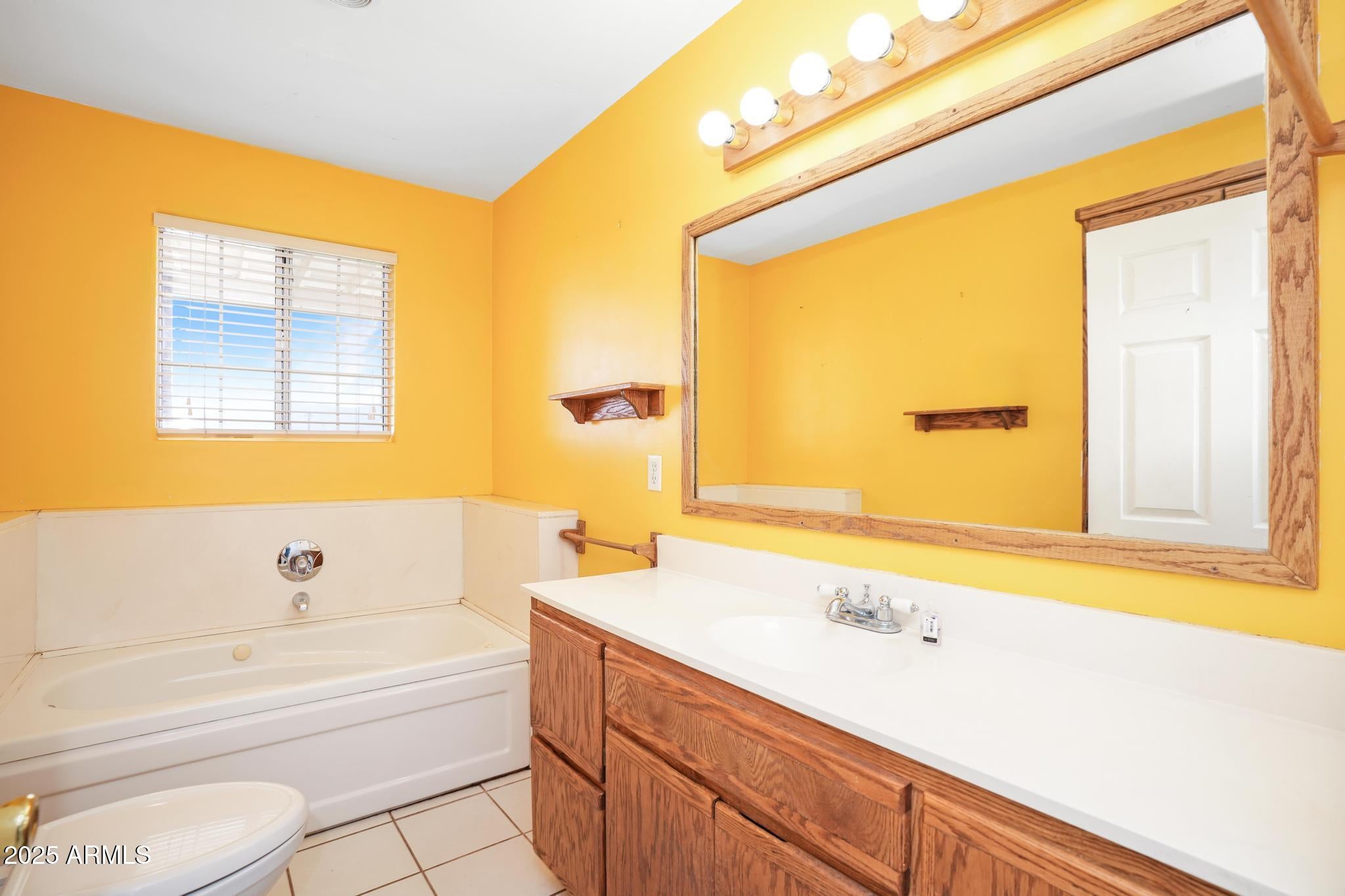 Camp Verde, Arizona, 86322, United States, 4 Bedrooms Bedrooms, ,3 BathroomsBathrooms,Residential,For Sale,1993597