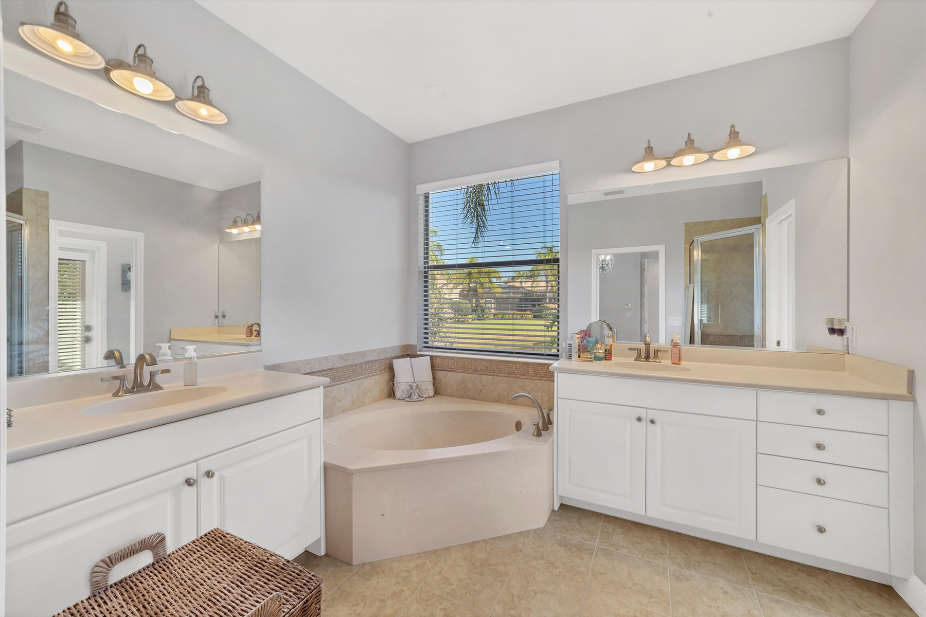  LAKEWOOD RANCH COUNTRY CLUB VILLAGE R&S - 物件實景