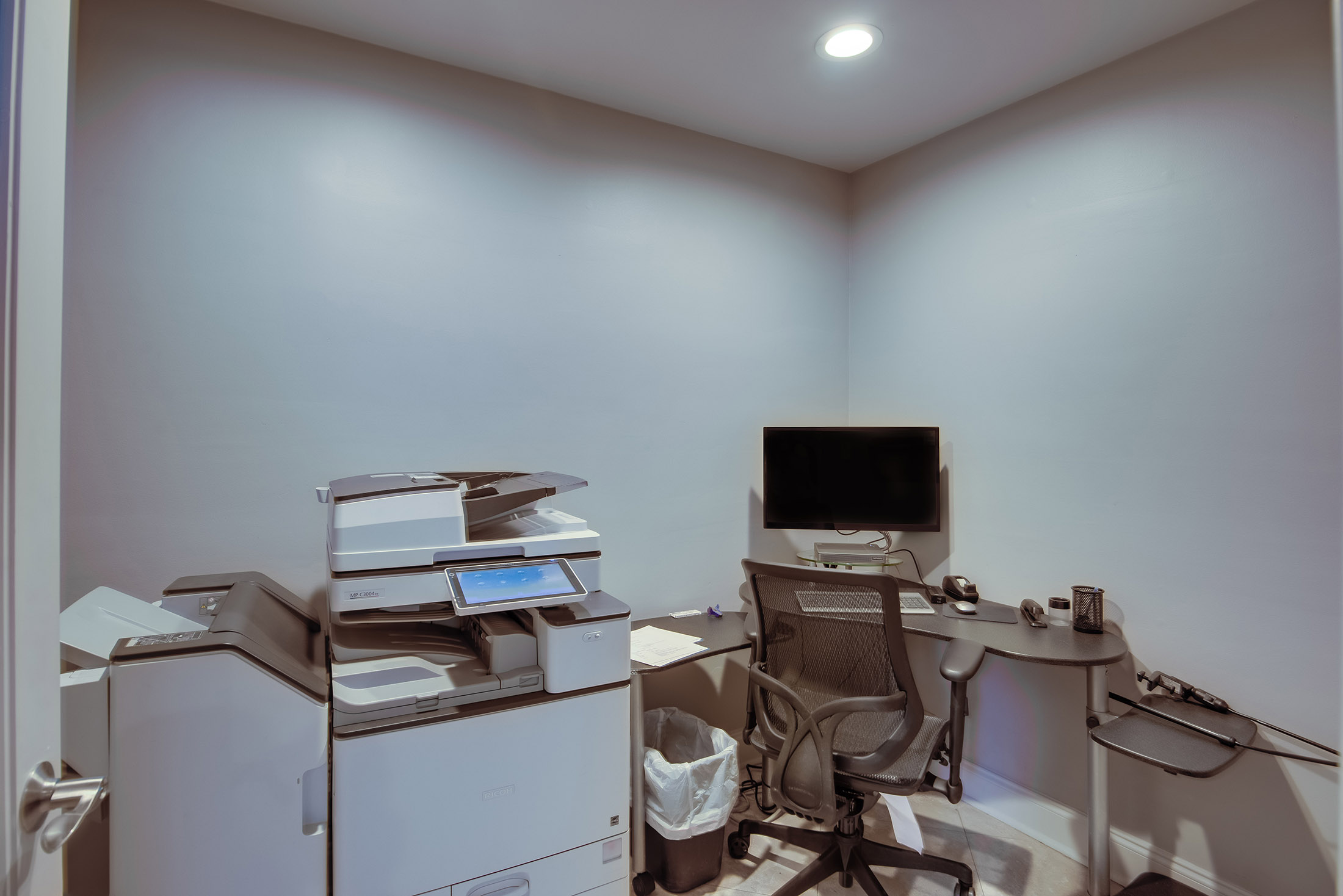  Spacious Corner Unit Condo in Resort-Style Community - 物件實景