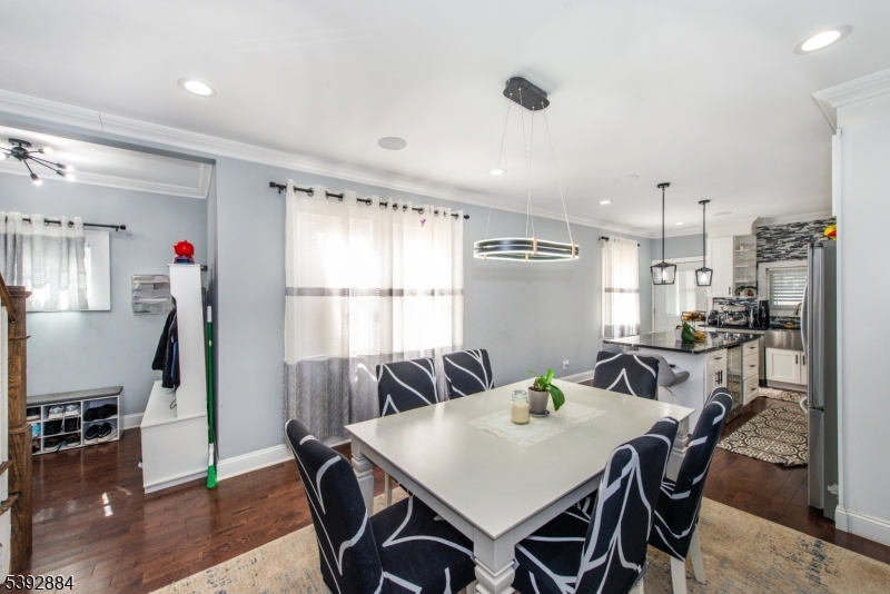 Belleville Twp., New Jersey, 07109, United States, 8 Bedrooms Bedrooms, ,3 BathroomsBathrooms,Residential,For Sale,1989037