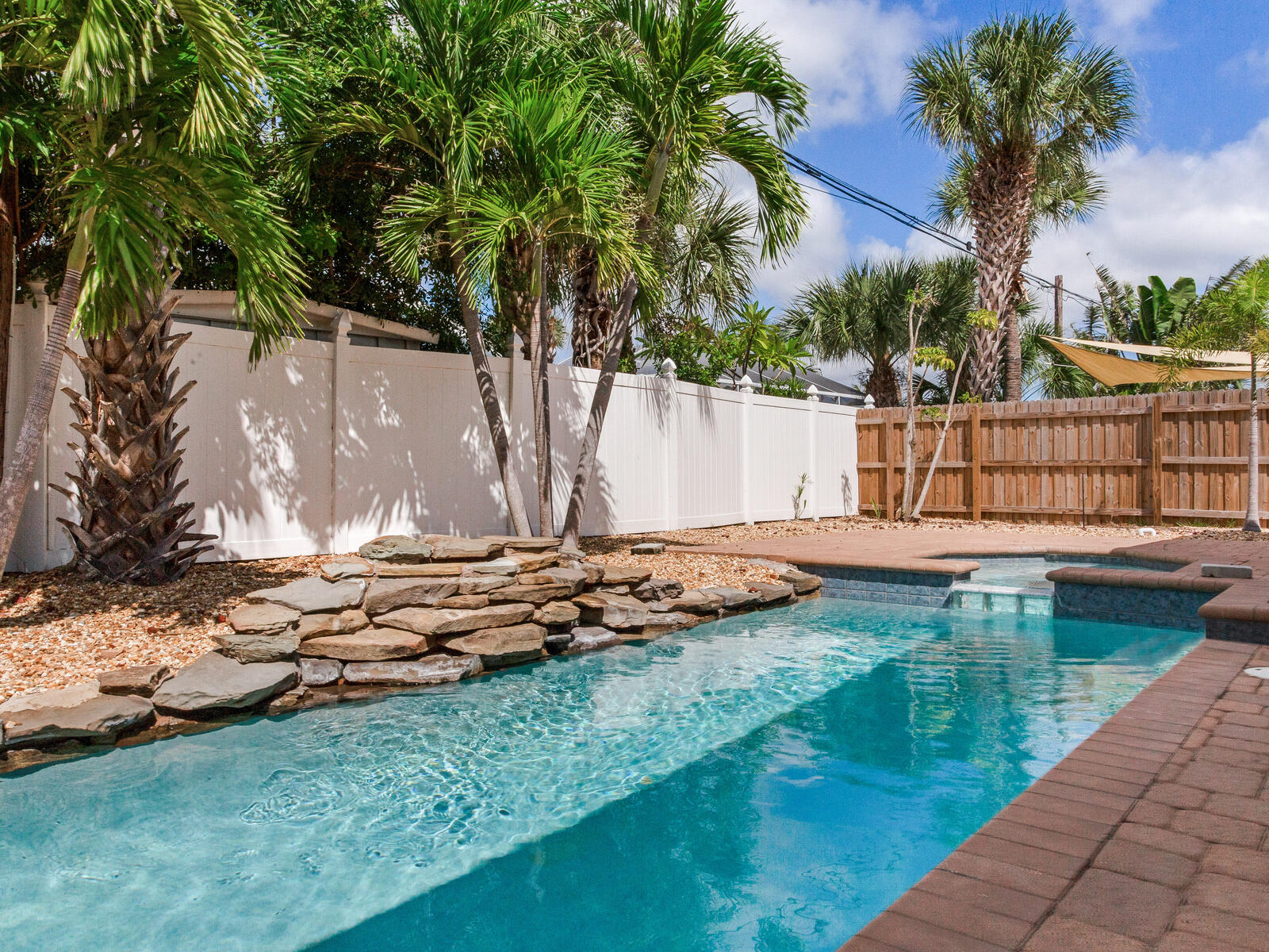 Treasure Island, Florida, 33706, United States, 3 Bedrooms Bedrooms, ,2 BathroomsBathrooms,Residential,For Sale,1981949