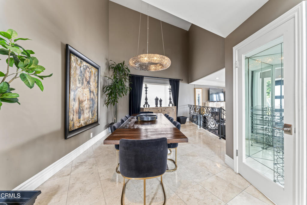 Ventura, California, 93001, United States, 5 Bedrooms Bedrooms, ,3 BathroomsBathrooms,Residential,For Sale,1839007