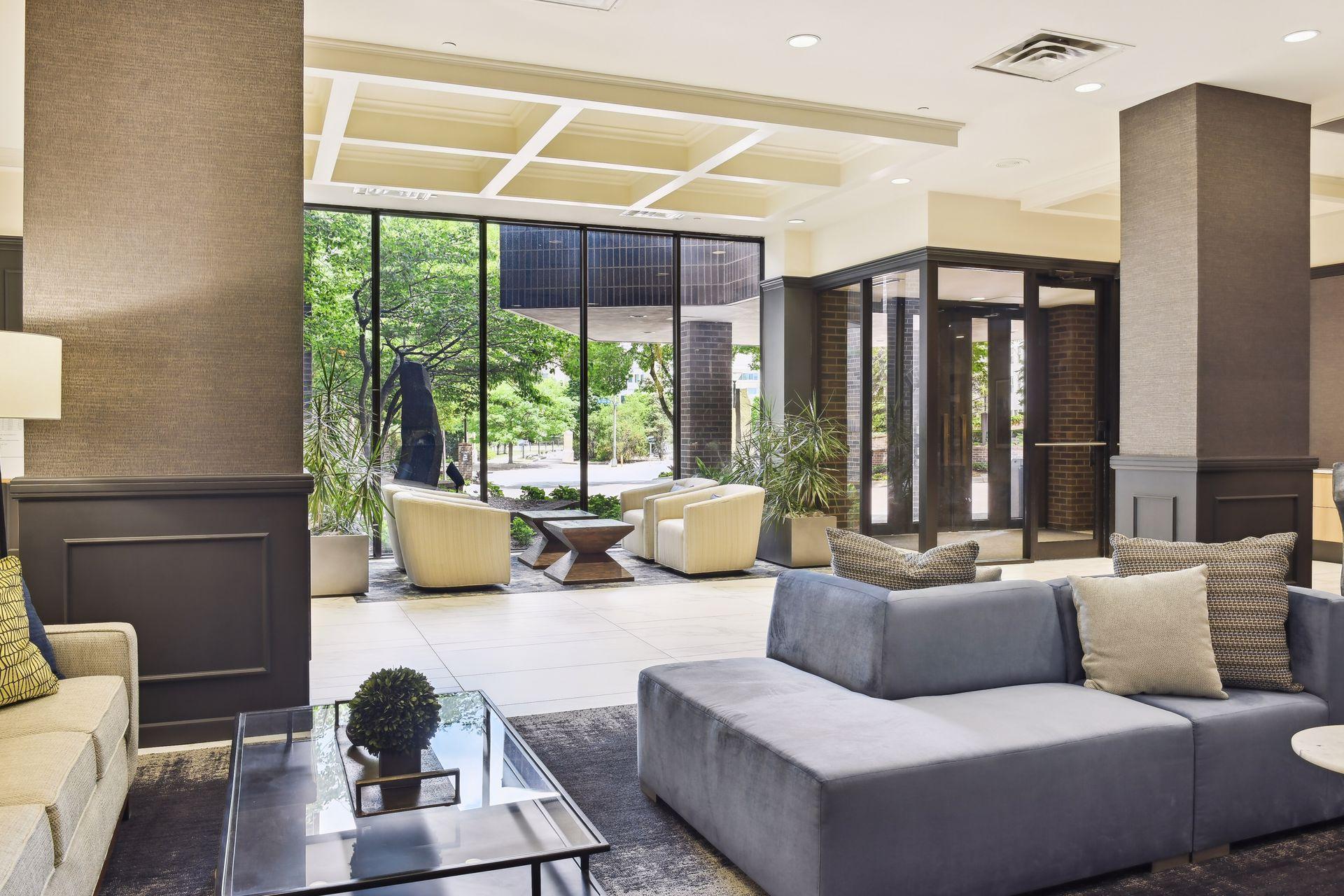 Minneapolis, Minnesota, 55403, United States, 2 Bedrooms Bedrooms, ,1 BathroomBathrooms,Residential,For Sale,1829145