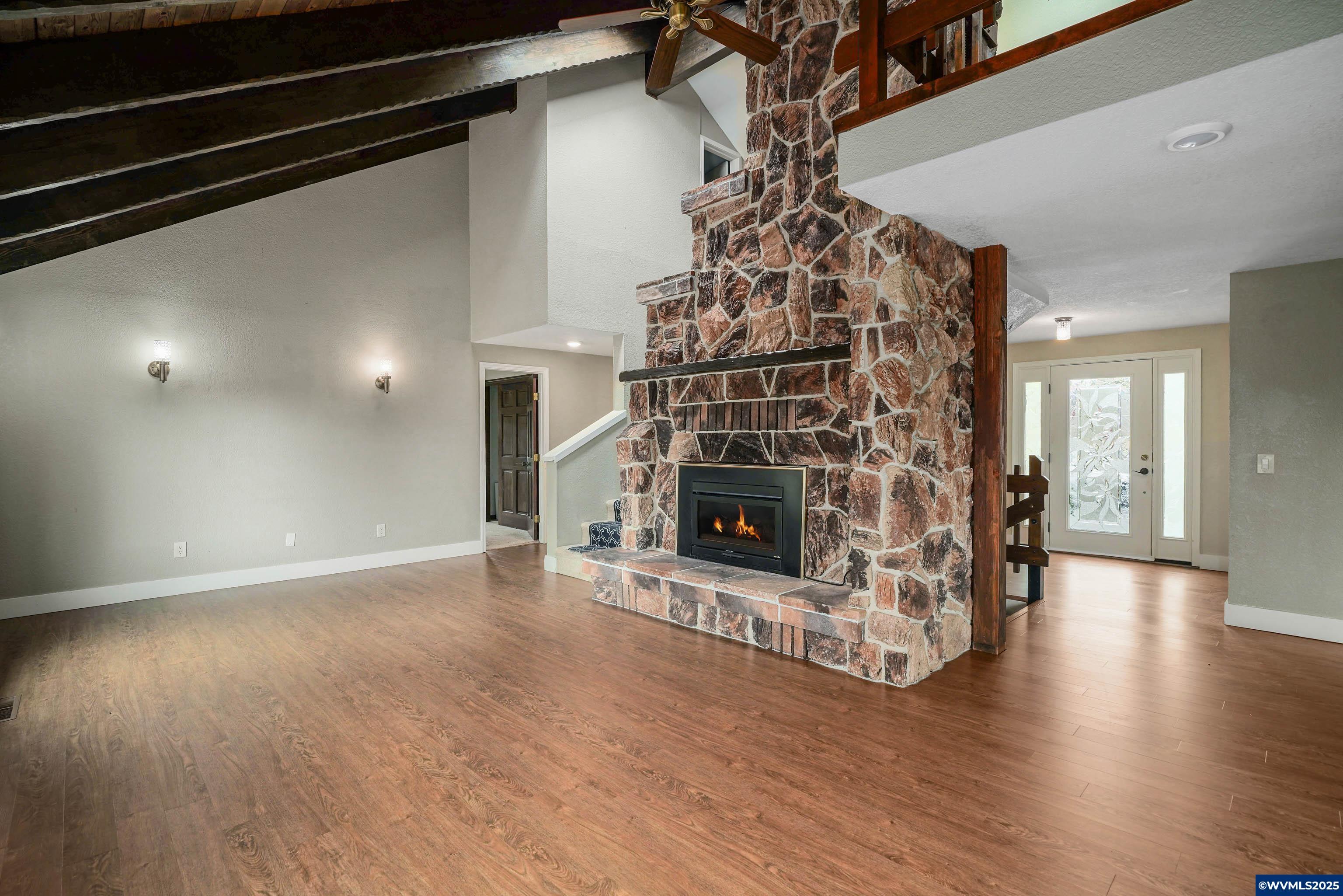 Salem, Oregon, 97304, United States, 4 Bedrooms Bedrooms, ,4 BathroomsBathrooms,Residential,For Sale,1805050