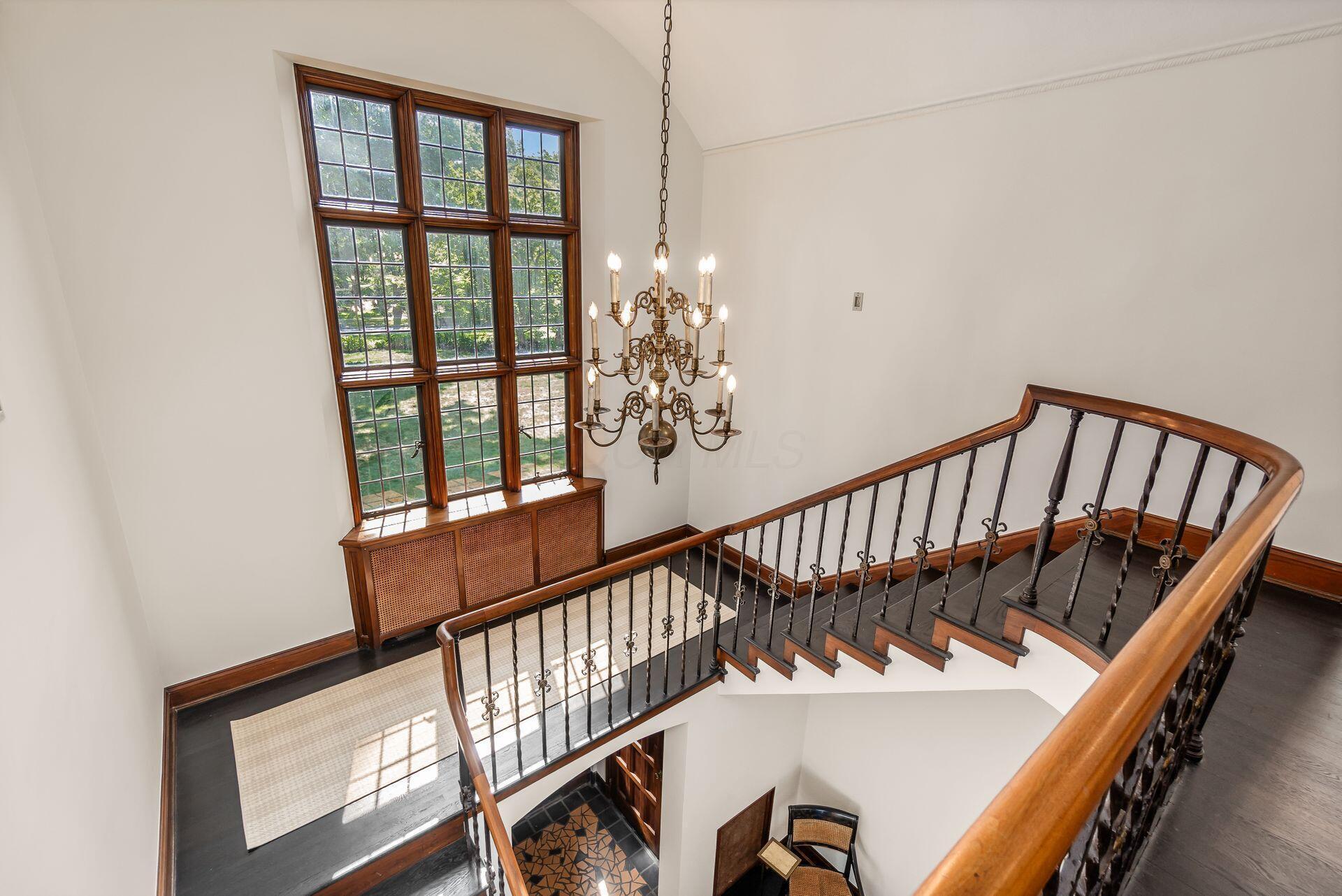 Bexley, Ohio, 43209, United States, 5 Bedrooms Bedrooms, ,6 BathroomsBathrooms,Residential,For Sale,1920055