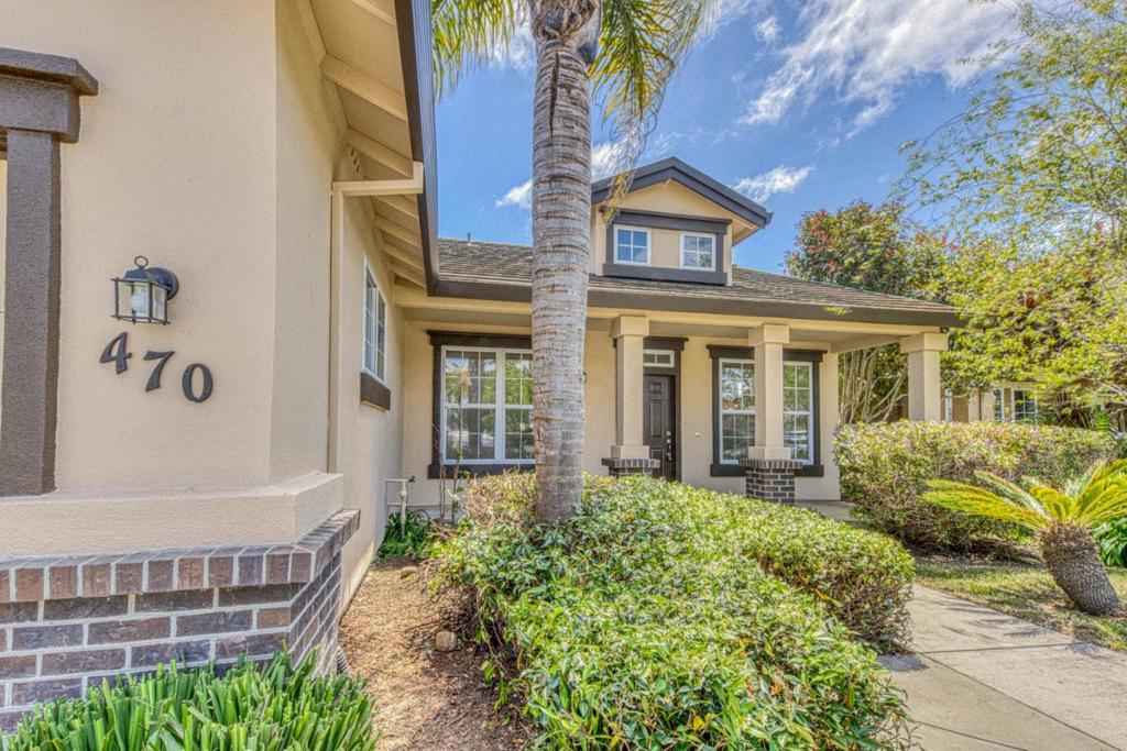 Salinas, California, 93906, United States, 4 Bedrooms Bedrooms, ,2 BathroomsBathrooms,Residential,For Sale,2048562