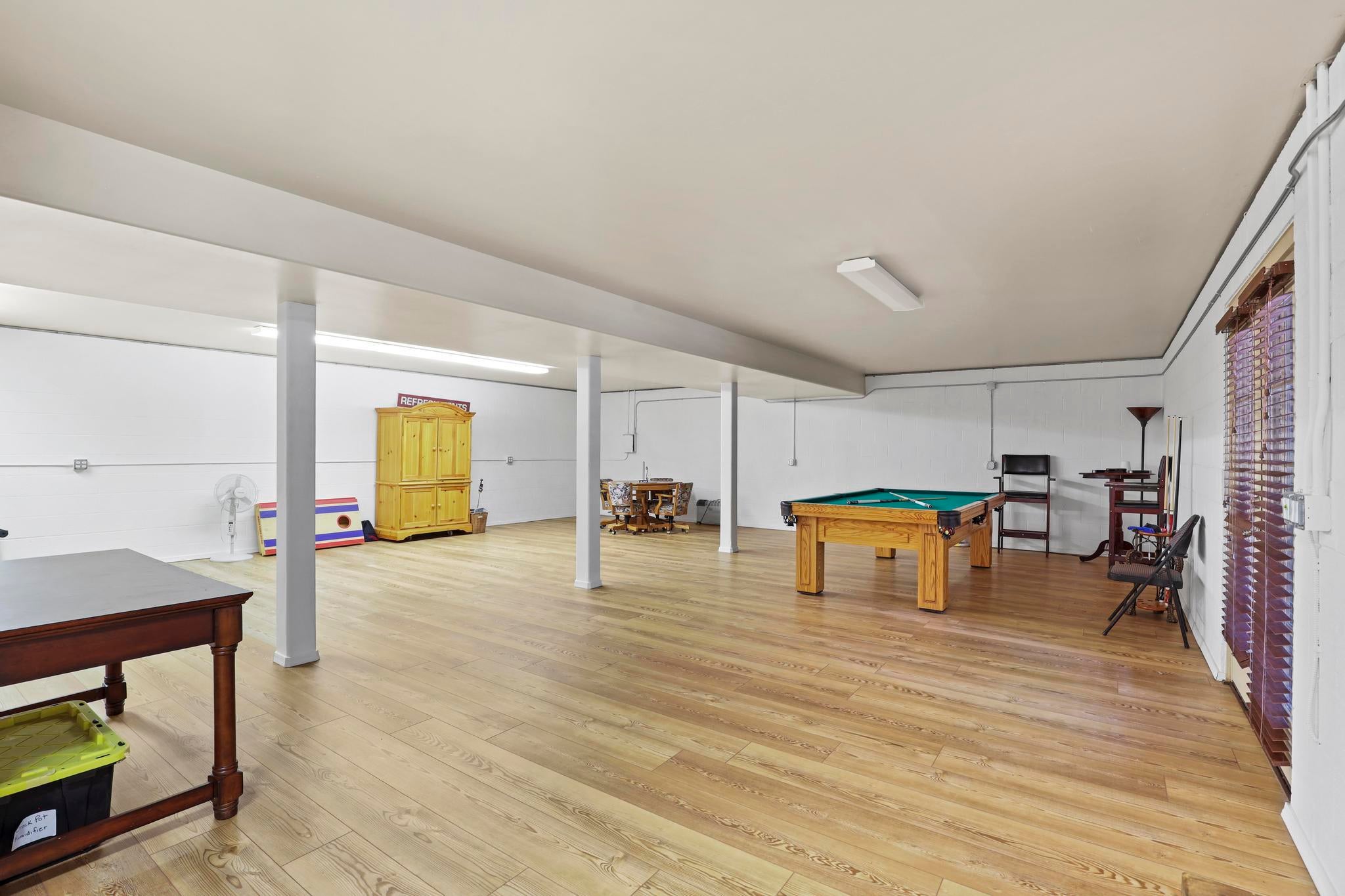 Pine, Arizona, 85544, United States, 4 Bedrooms Bedrooms, ,2 BathroomsBathrooms,Residential,For Sale,1910772