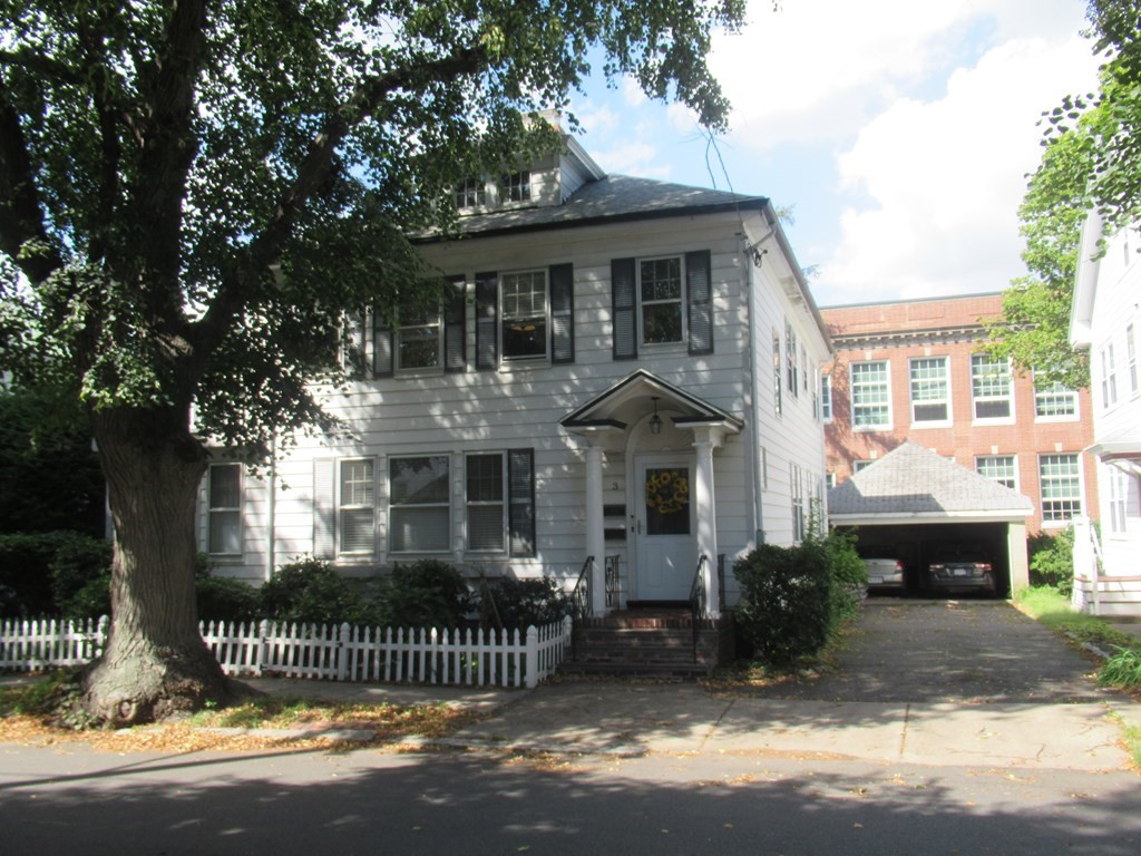 Salem, Massachusetts, 01970, United States, 4 Bedrooms Bedrooms, ,2 BathroomsBathrooms,Residential,For Sale,1846004