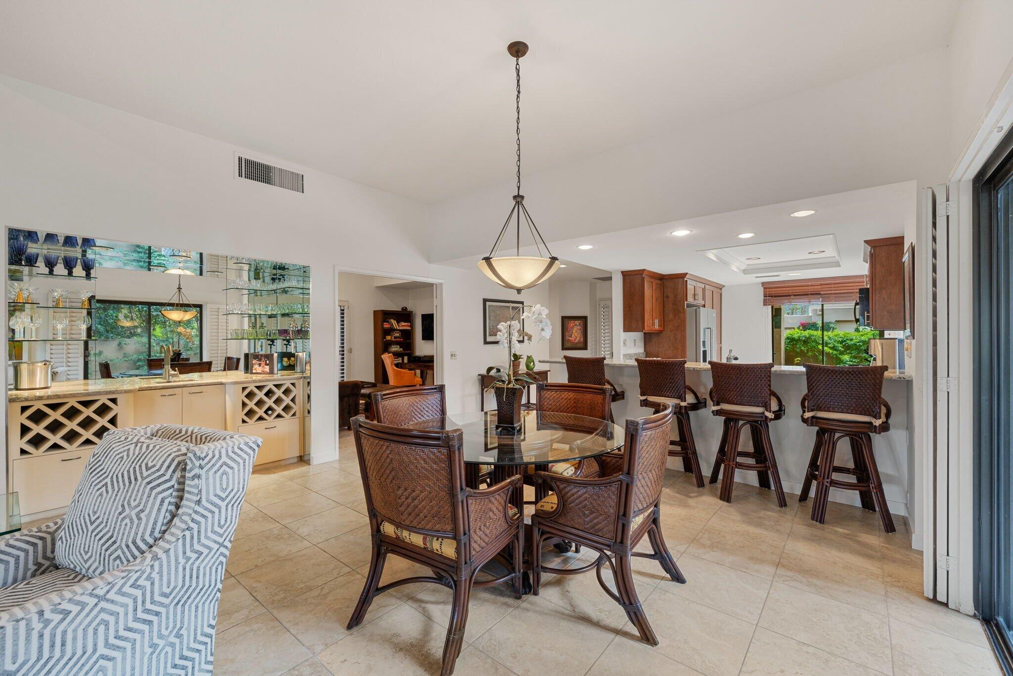 Palm Desert, California, 92260, United States, 2 Bedrooms Bedrooms, ,2 BathroomsBathrooms,Residential,For Sale,1987957