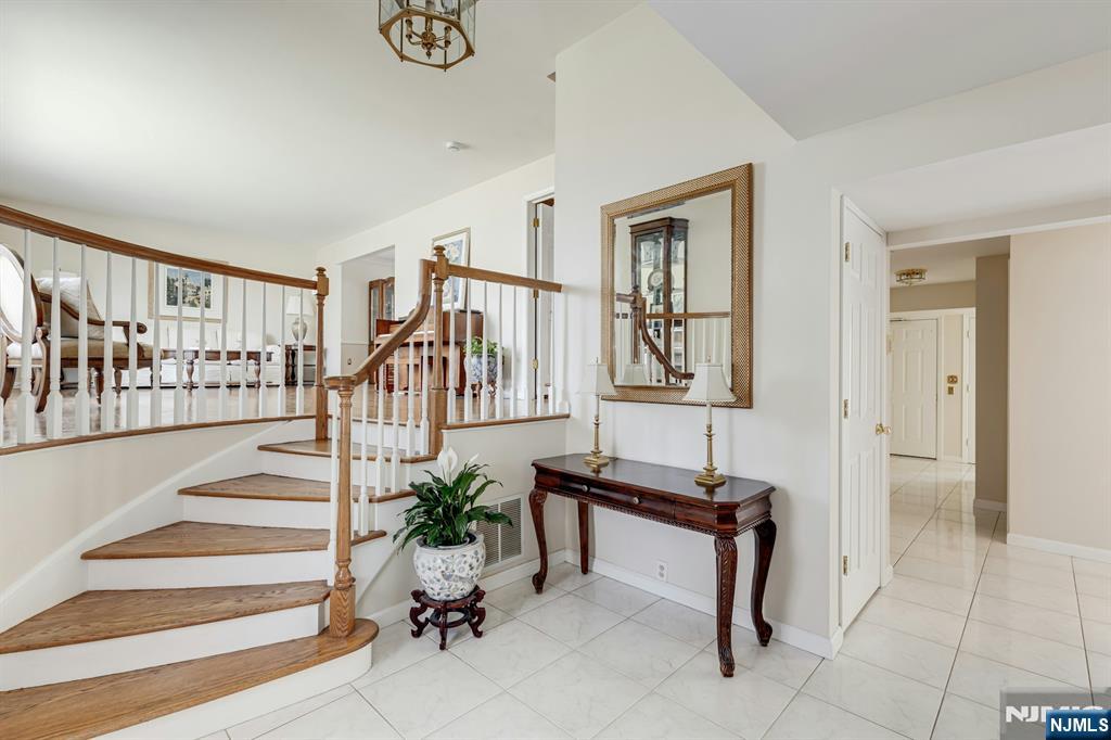 Berkeley Heights, New Jersey, 07922, United States, 6 Bedrooms Bedrooms, ,4 BathroomsBathrooms,Residential,For Sale,1838831