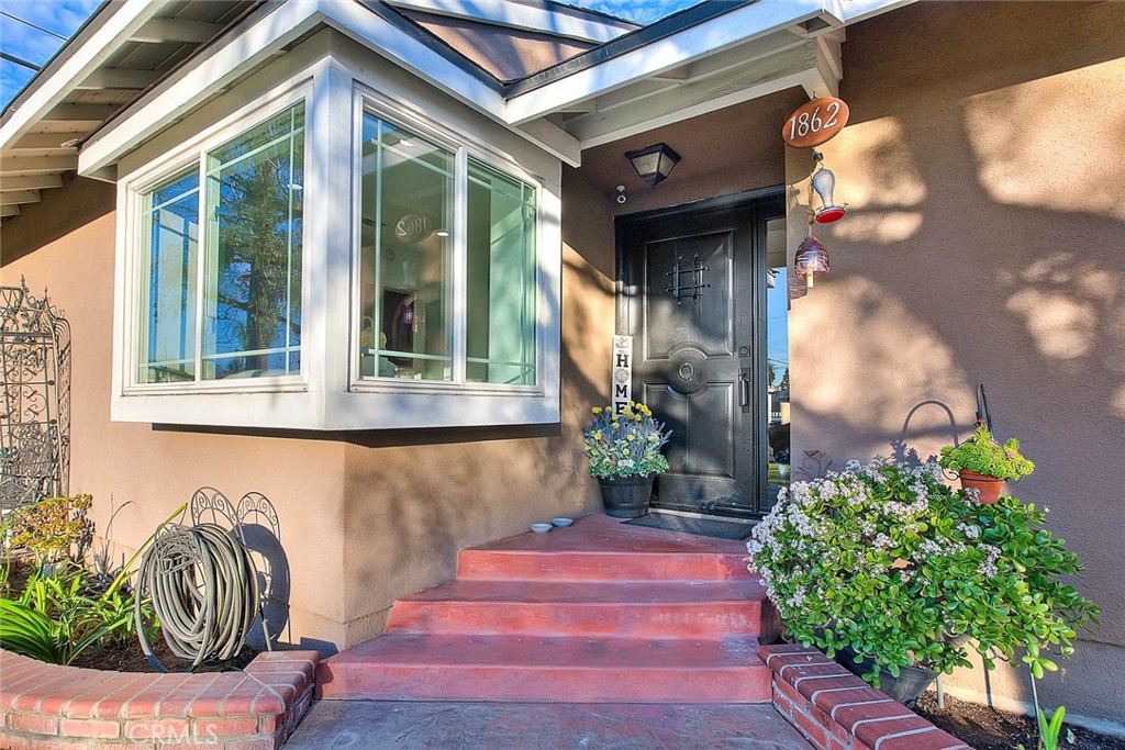 Pomona, California, 91767, United States, 3 Bedrooms Bedrooms, ,2 BathroomsBathrooms,Residential,For Sale,1978671