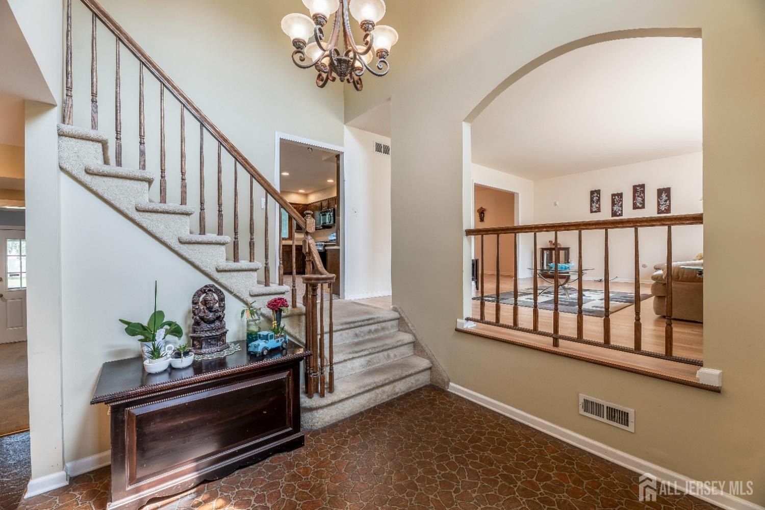 Edison, New Jersey, 08820, United States, 4 Bedrooms Bedrooms, ,3 BathroomsBathrooms,Residential,For Sale,1908022