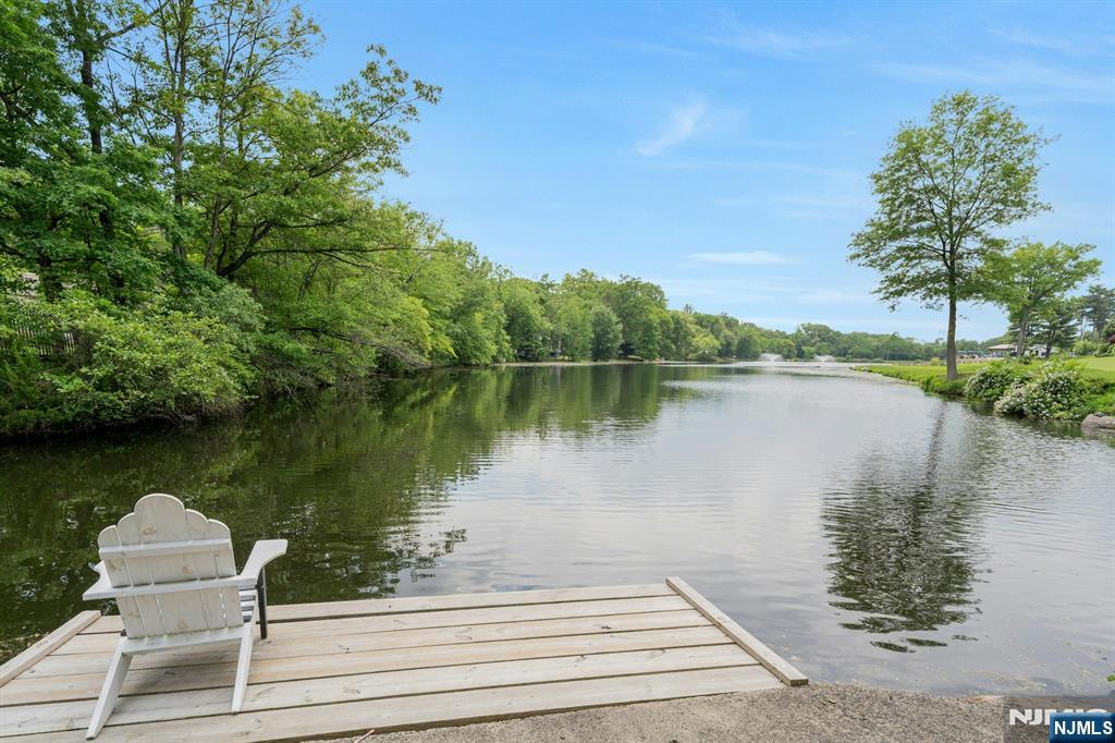 Ramsey, New Jersey, 07446, United States, 6 Bedrooms Bedrooms, ,5 BathroomsBathrooms,Residential,For Sale,1847263