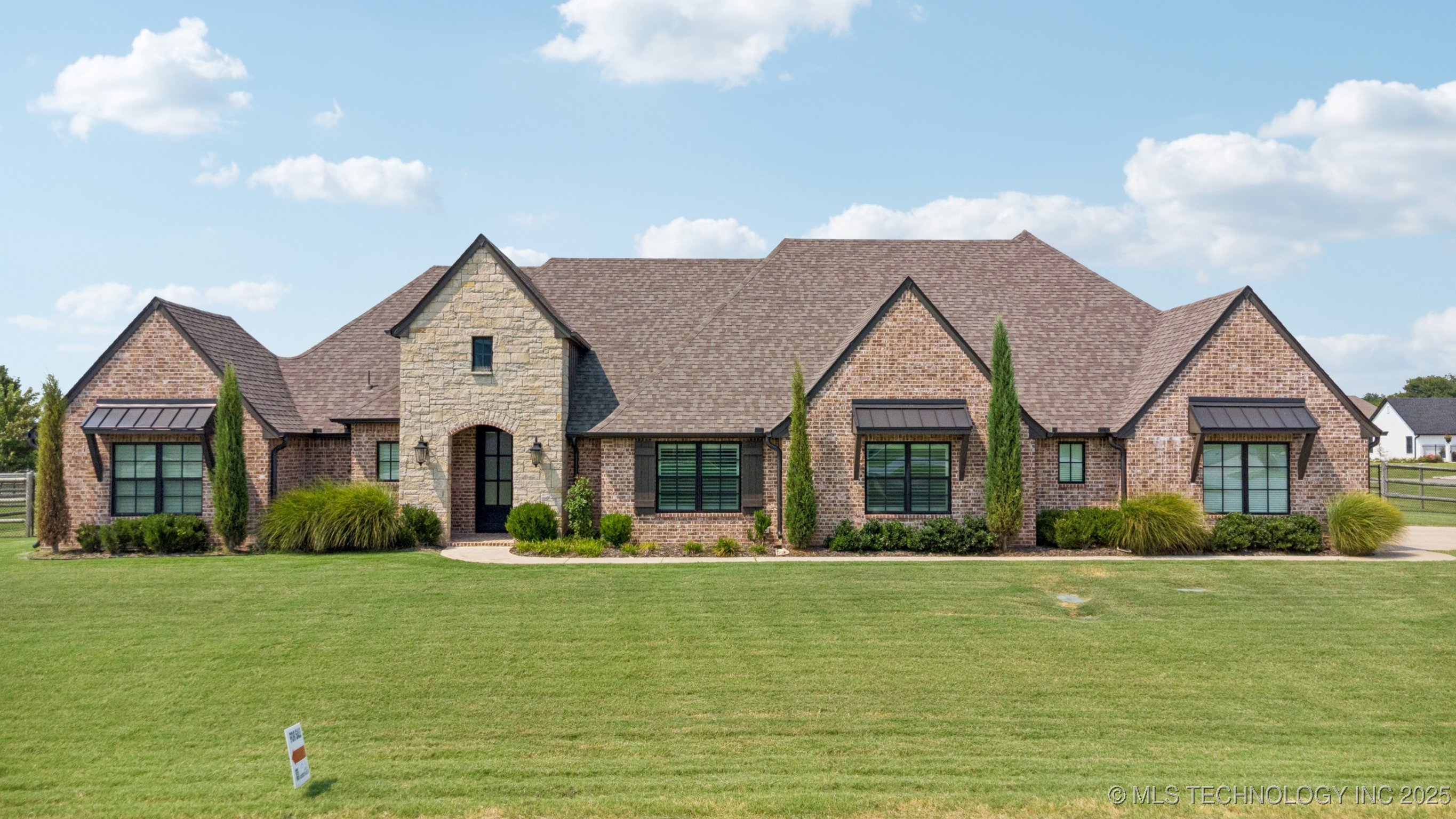 Owasso, Oklahoma, 74055, United States, 4 Bedrooms Bedrooms, ,4 BathroomsBathrooms,Residential,For Sale,1964106