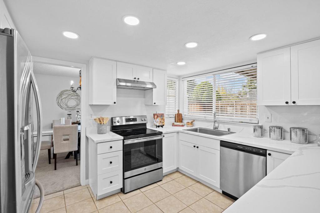 San Jose, California, 95111, United States, 4 Bedrooms Bedrooms, ,3 BathroomsBathrooms,Residential,For Sale,2000378