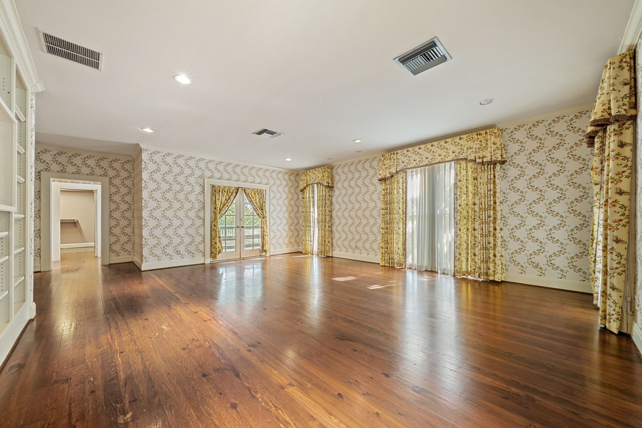 San Marcos, Texas, 78666, United States, 3 Bedrooms Bedrooms, ,4 BathroomsBathrooms,Residential,For Sale,1981922