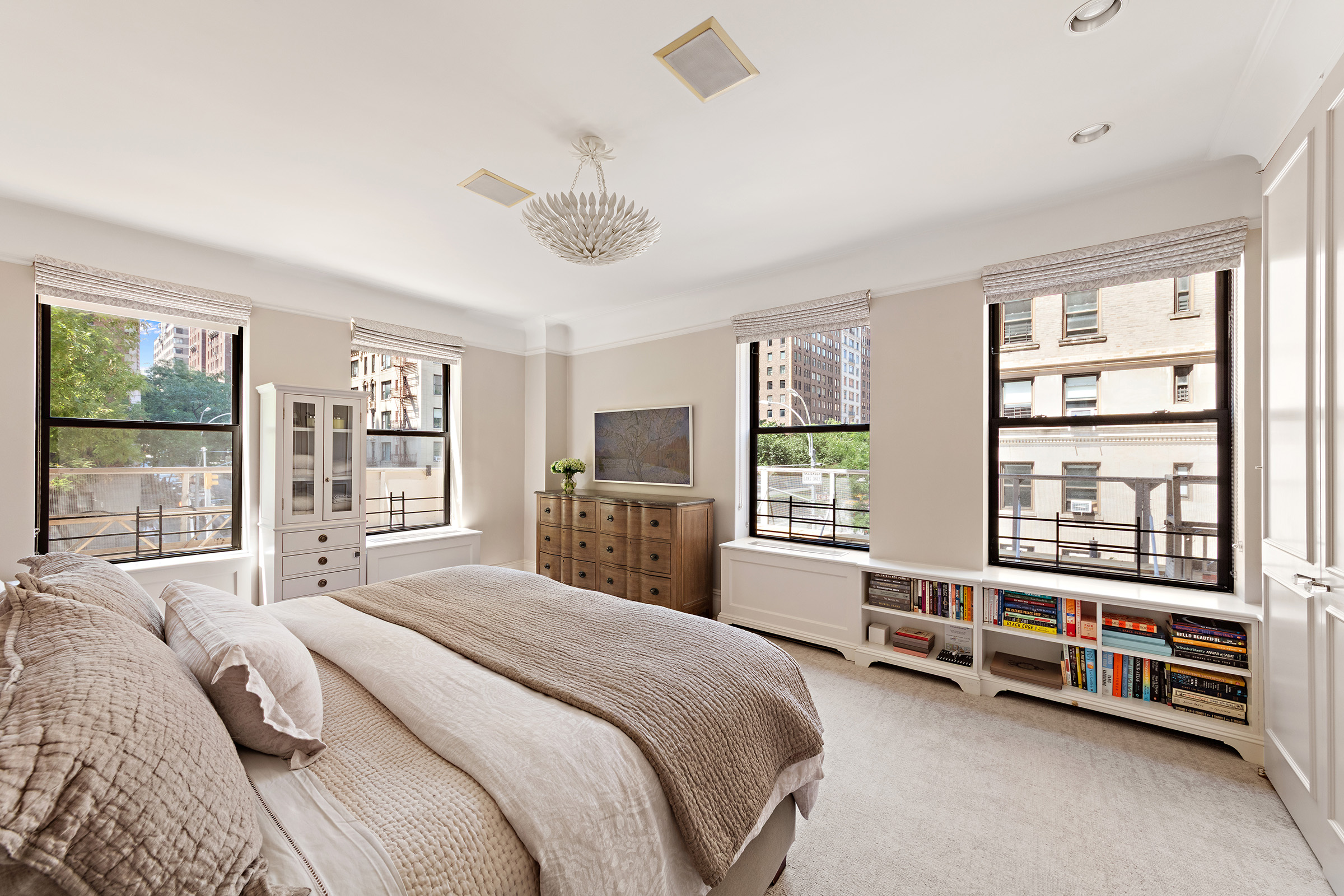  1075 Park Avenue - 物件實景