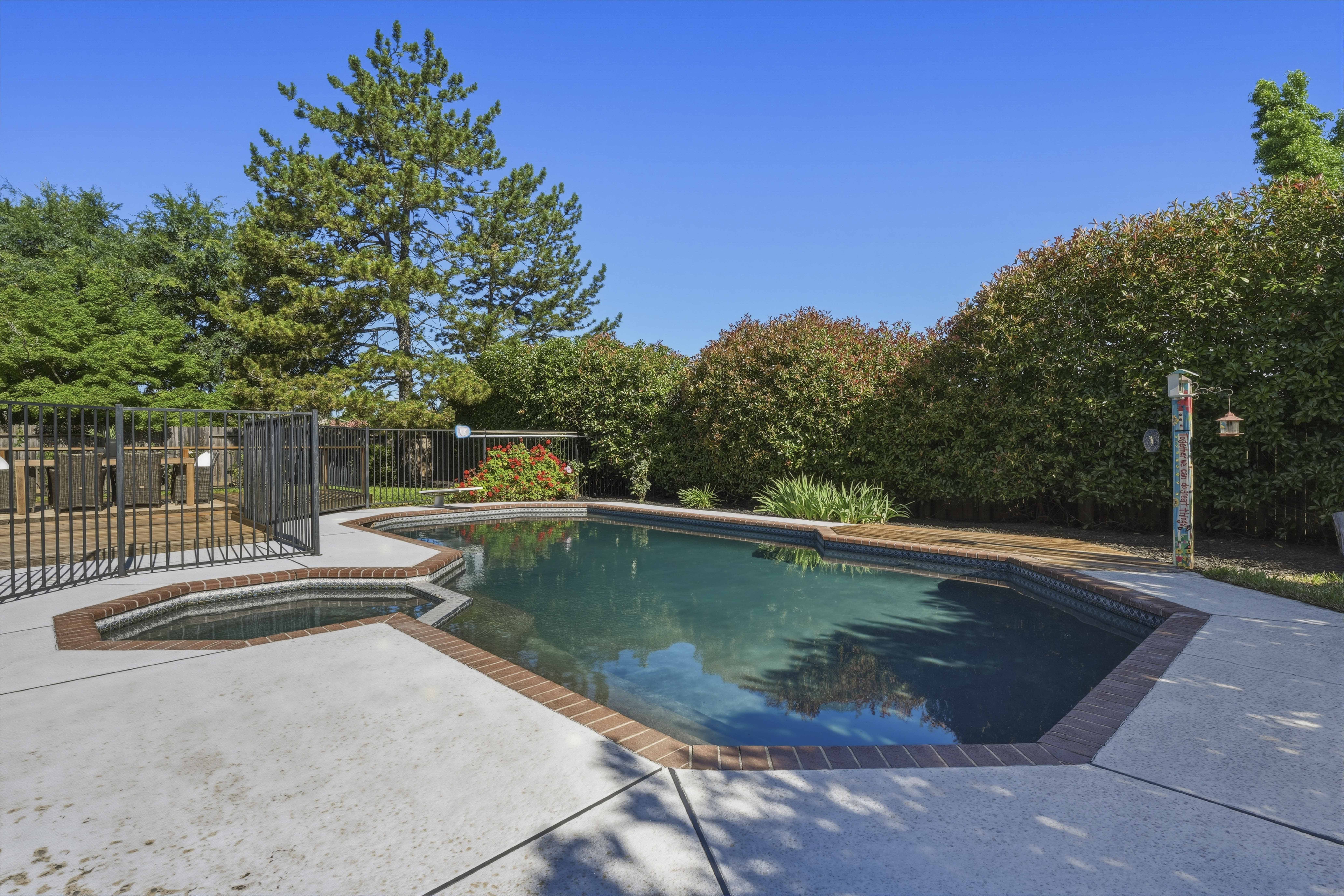  1812 Summerhill Drive, Roseville, CA 95661 - 物件實景