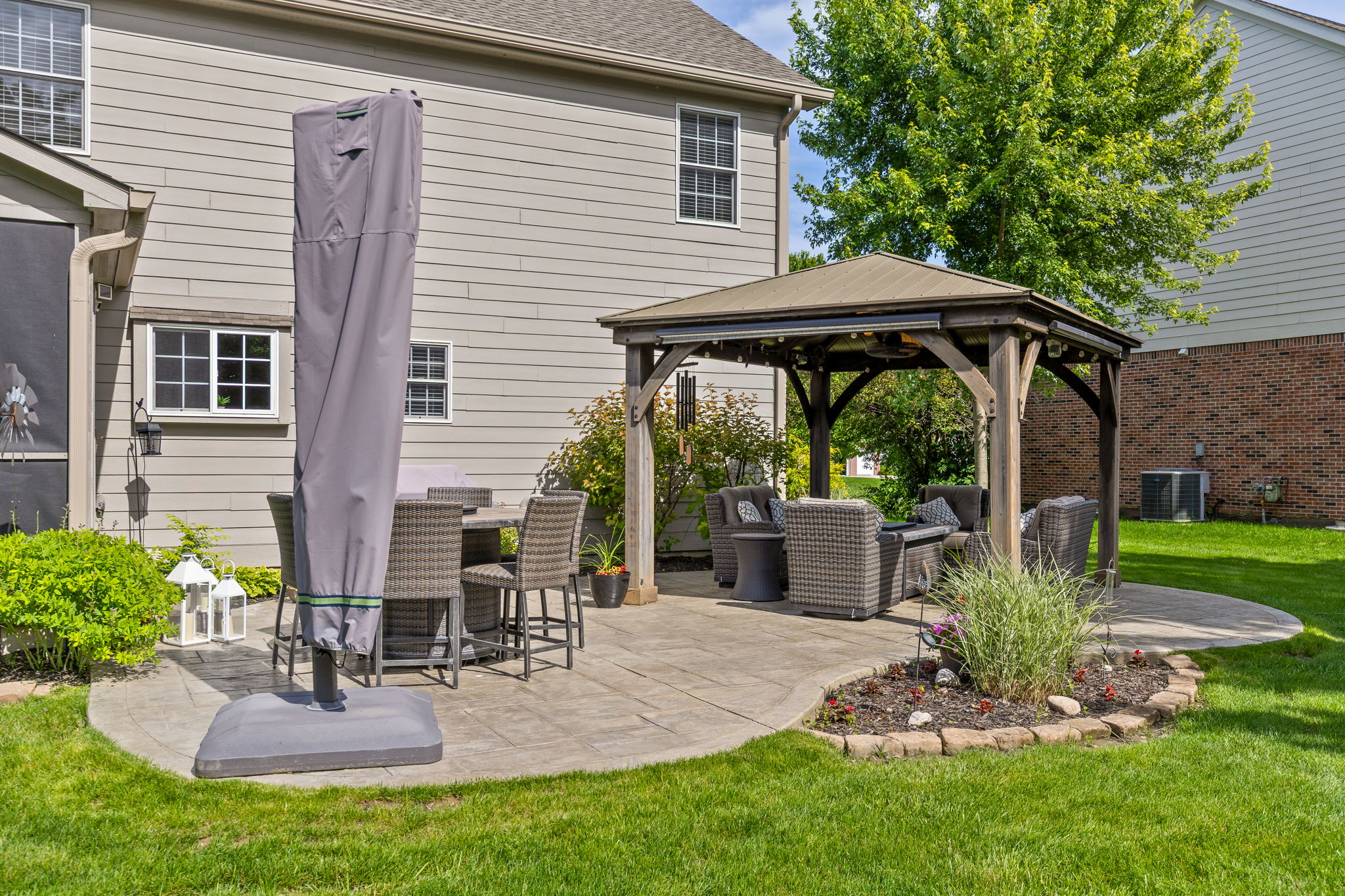  Meticulously Maintained Brick Home in Desirable Zionsville Location - 物件實景