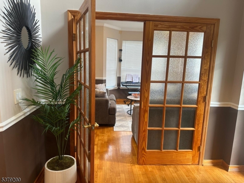 Marlboro Twp., New Jersey, 07751, United States, 3 Bedrooms Bedrooms, ,3 BathroomsBathrooms,Residential,For Sale,1919830