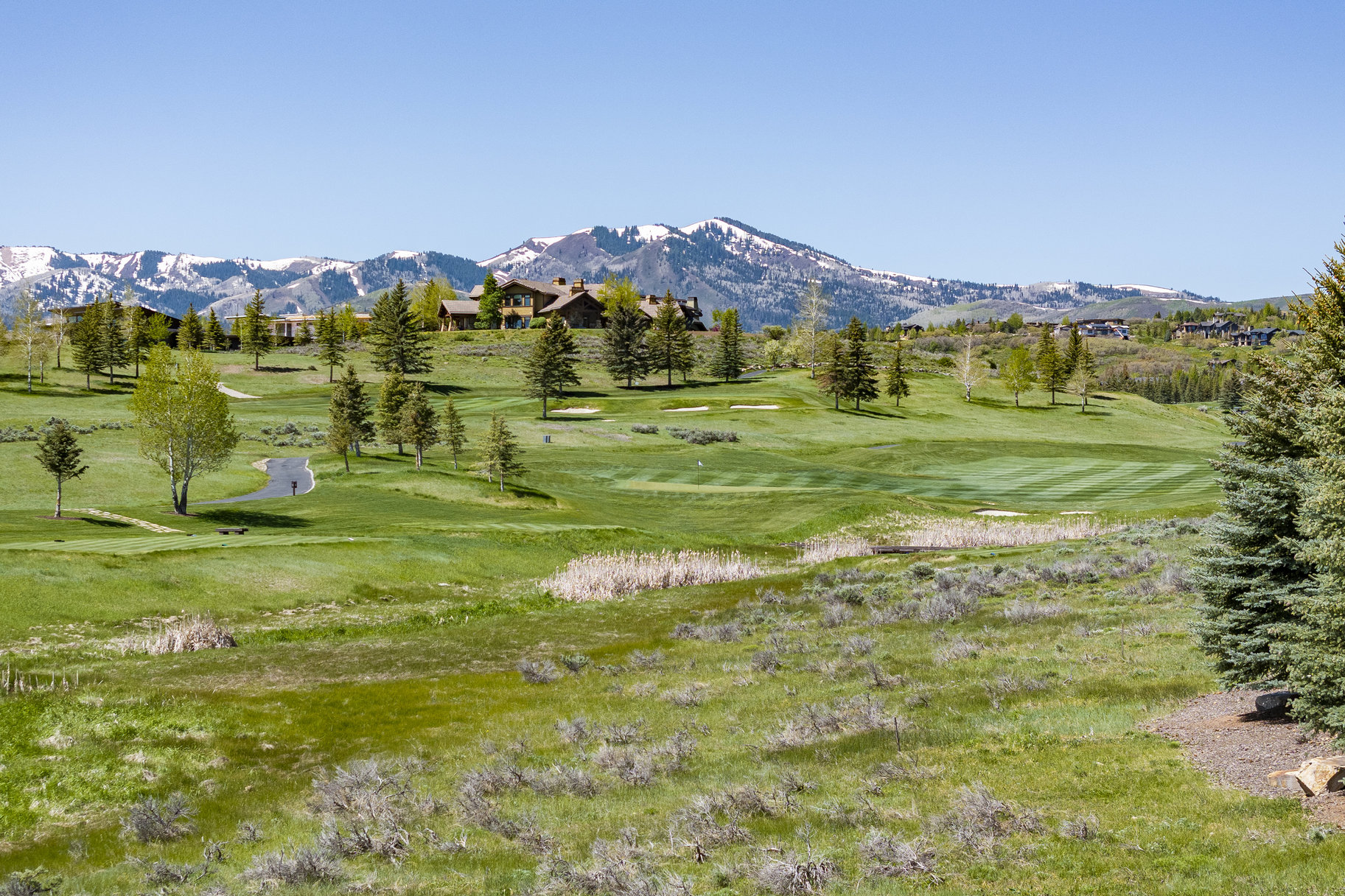 South-facing, Flat Lot on the 4th Green at Glenwild with Ski Resort Views - 物件實景