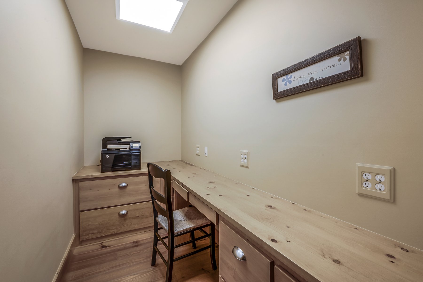 Sagle, Idaho, 83860, United States, 5 Bedrooms Bedrooms, ,6 BathroomsBathrooms,Residential,For Sale,1978919