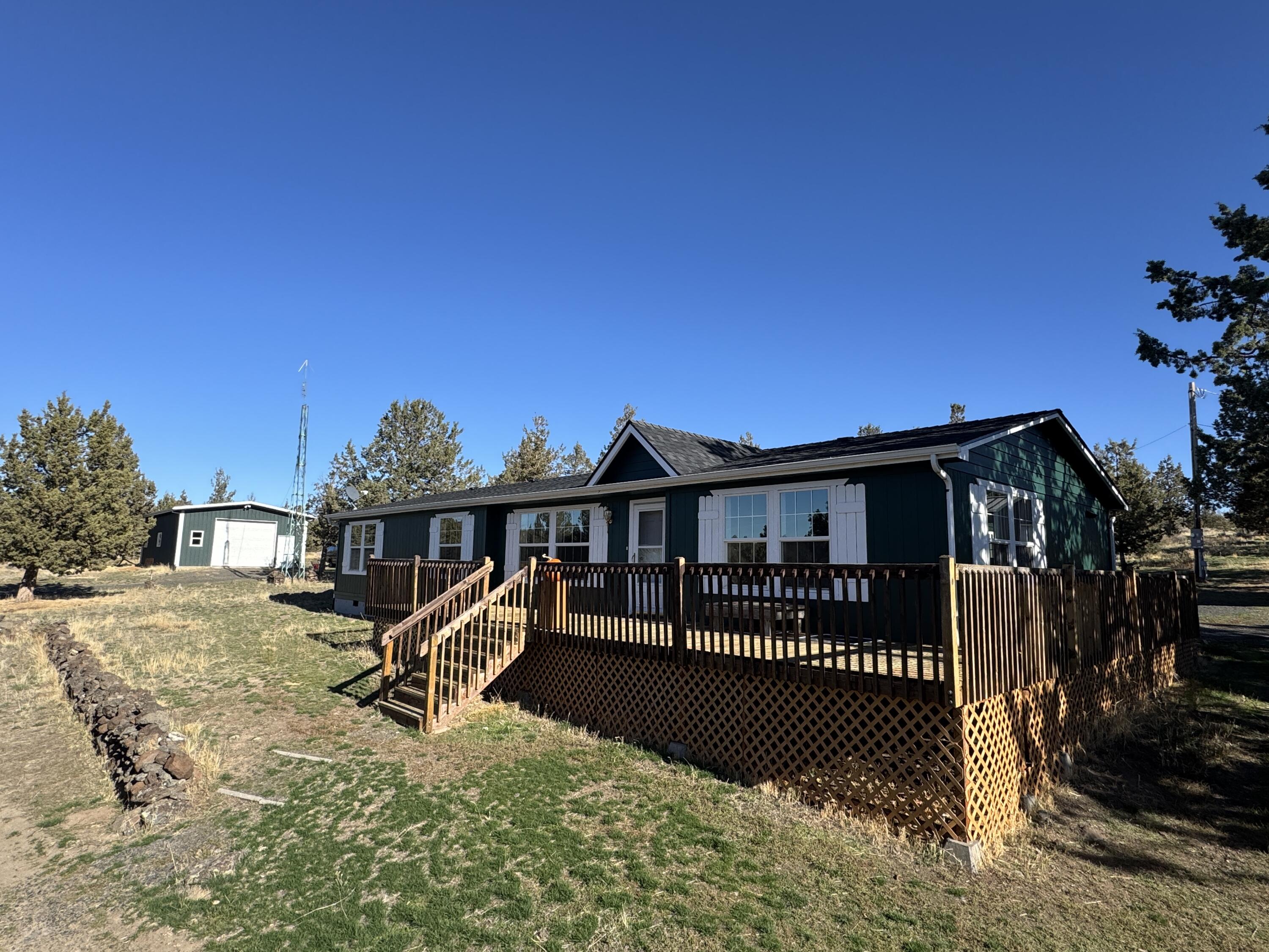 Prineville, Oregon, 97754, United States, 3 Bedrooms Bedrooms, ,2 BathroomsBathrooms,Residential,For Sale,1973827