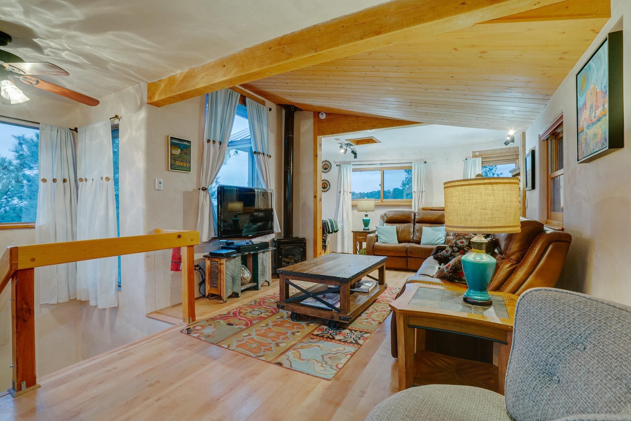 Valdez, New Mexico, 87580, United States, 3 Bedrooms Bedrooms, ,2 BathroomsBathrooms,Residential,For Sale,1972976