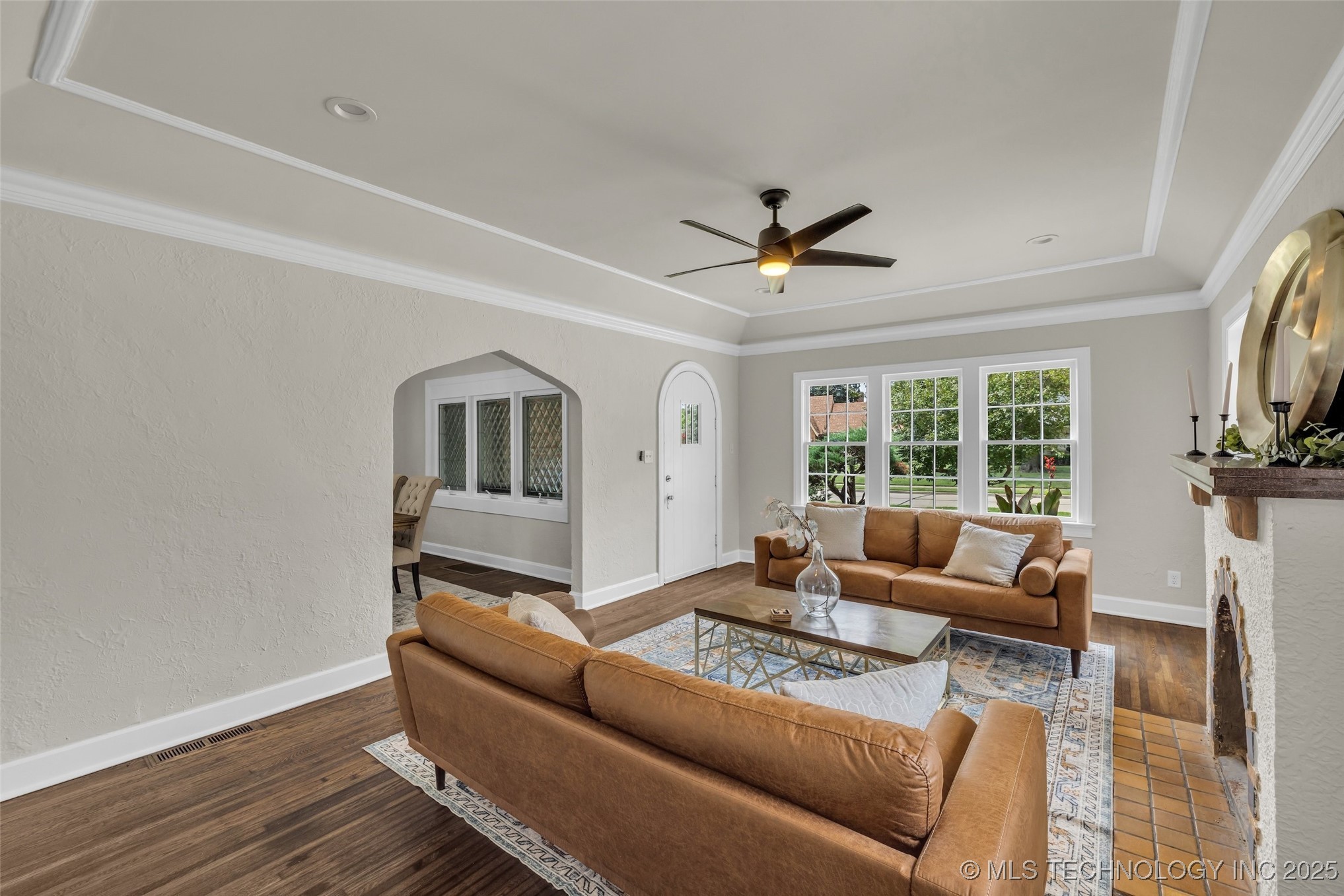 Tulsa, Oklahoma, 74104, United States, 3 Bedrooms Bedrooms, ,3 BathroomsBathrooms,Residential,For Sale,1890482