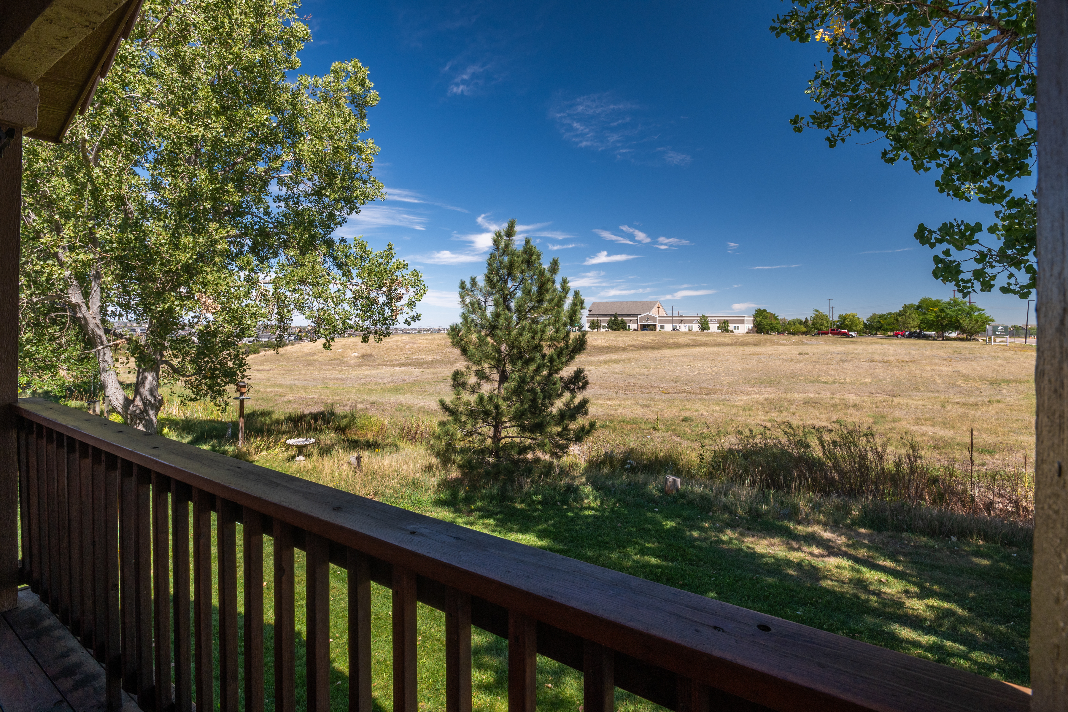  Beautifully Appointed Ranch-Style Home In Desirable Founders Village - 物件實景