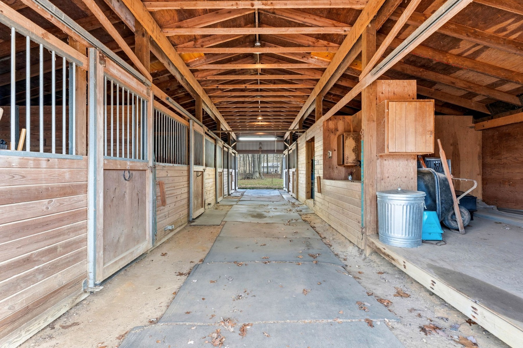  6311 Pine St - 物件實景