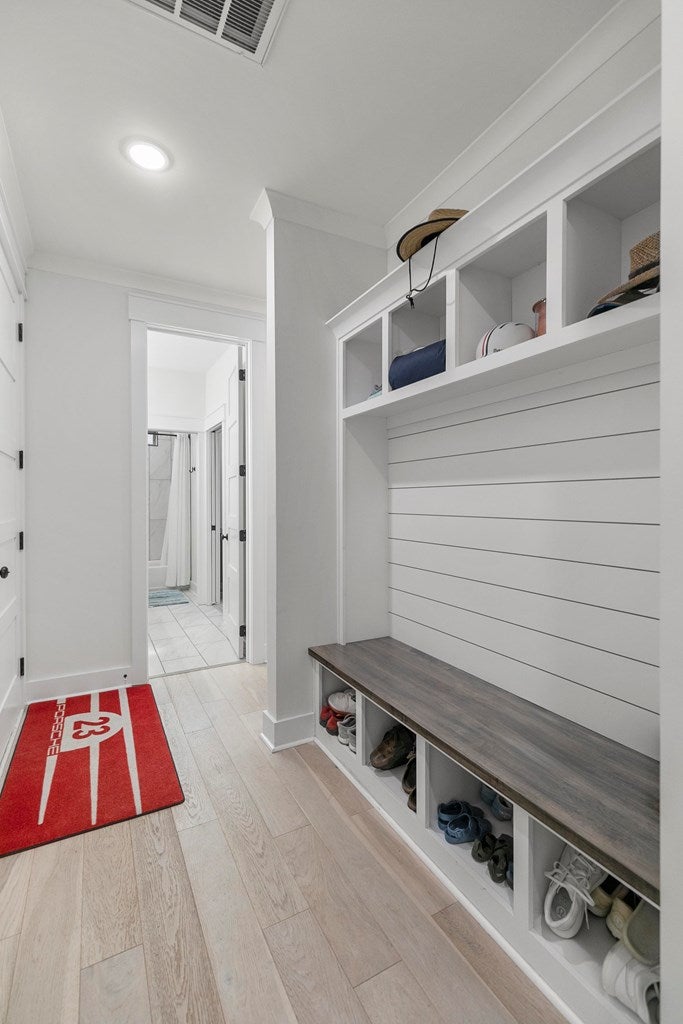 Newton, Alabama, 36352, United States, 4 Bedrooms Bedrooms, ,3 BathroomsBathrooms,Residential,For Sale,1989704