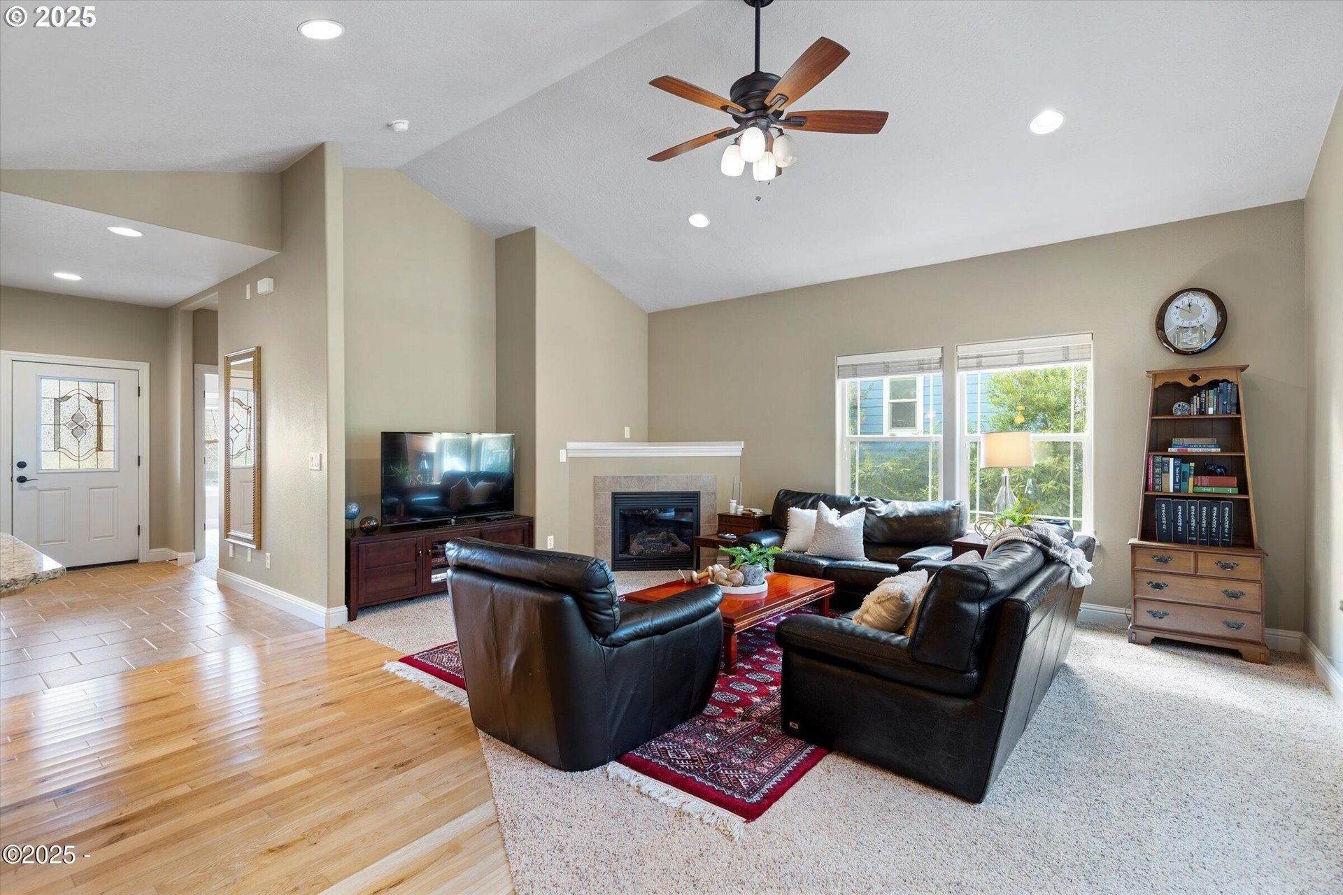 Lincoln City, Oregon, 97367, United States, 3 Bedrooms Bedrooms, ,3 BathroomsBathrooms,Residential,For Sale,1942119