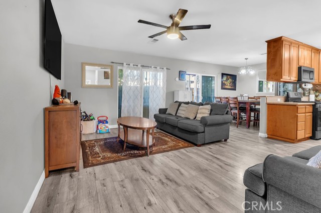 Lynwood, California, 90262, United States, 3 Bedrooms Bedrooms, ,3 BathroomsBathrooms,Residential,For Sale,1976375