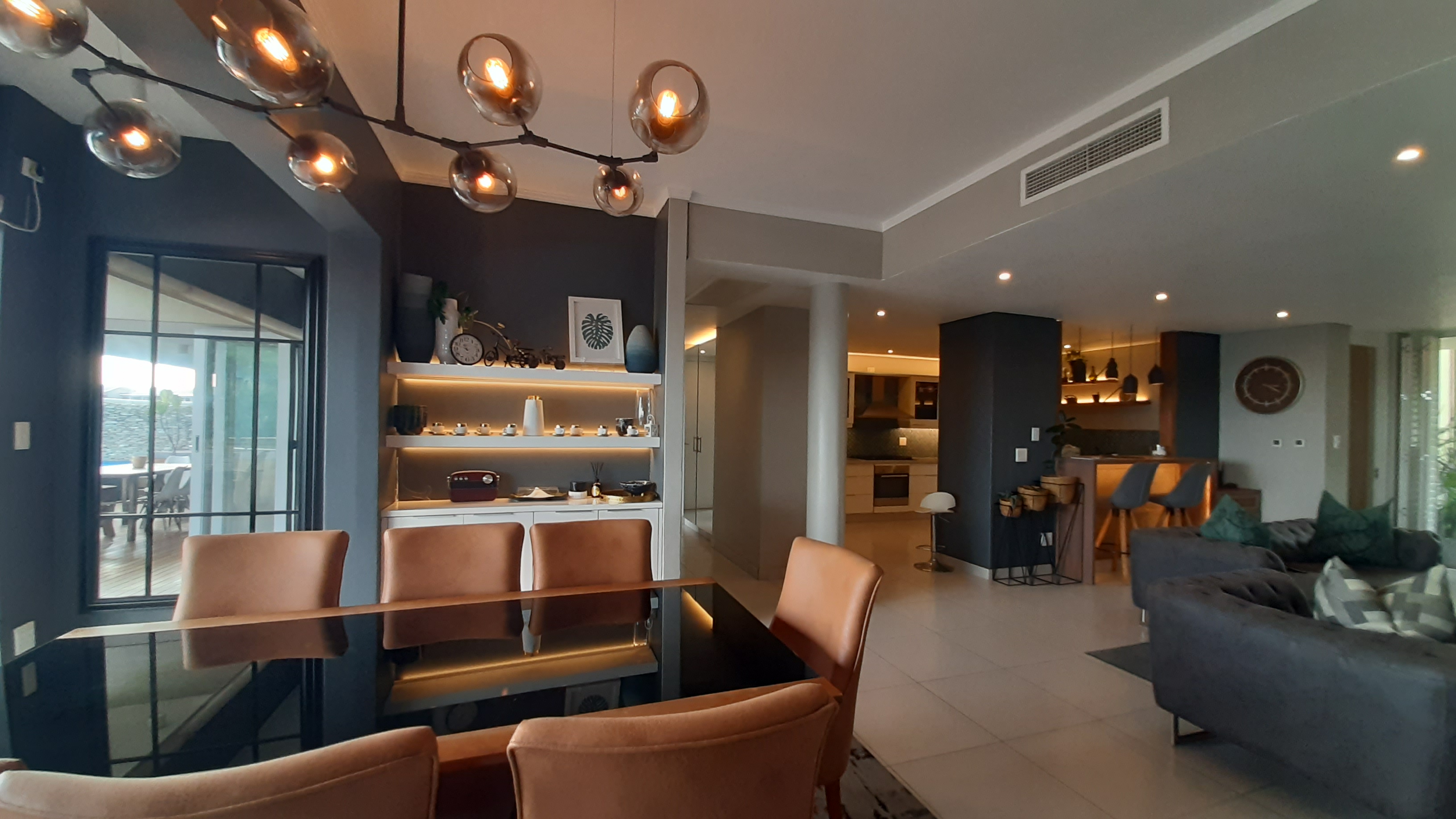  Contemporary Coastal Apartment with Private Pool and Panoramic Sea Views in Simb - 物件實景