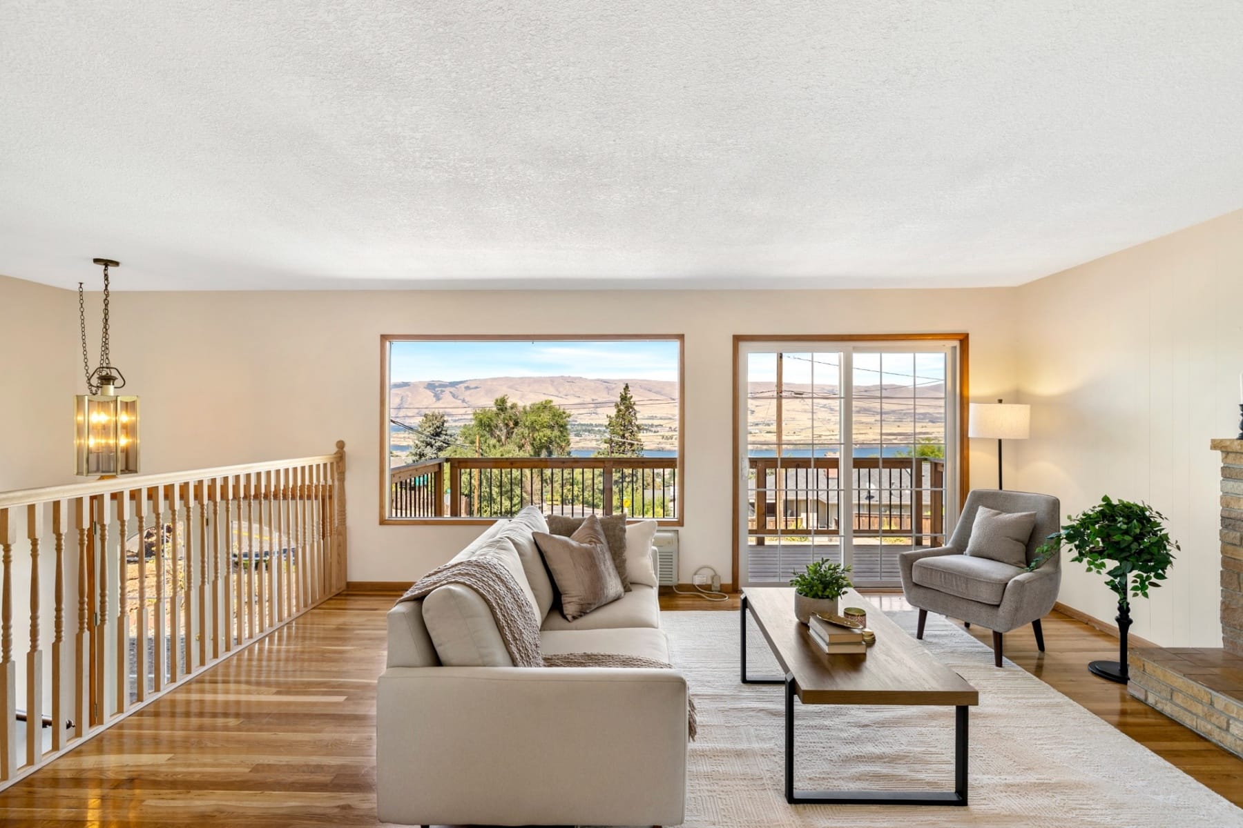  526 E SCENIC DR The Dalles, OR 97058 - 物件實景