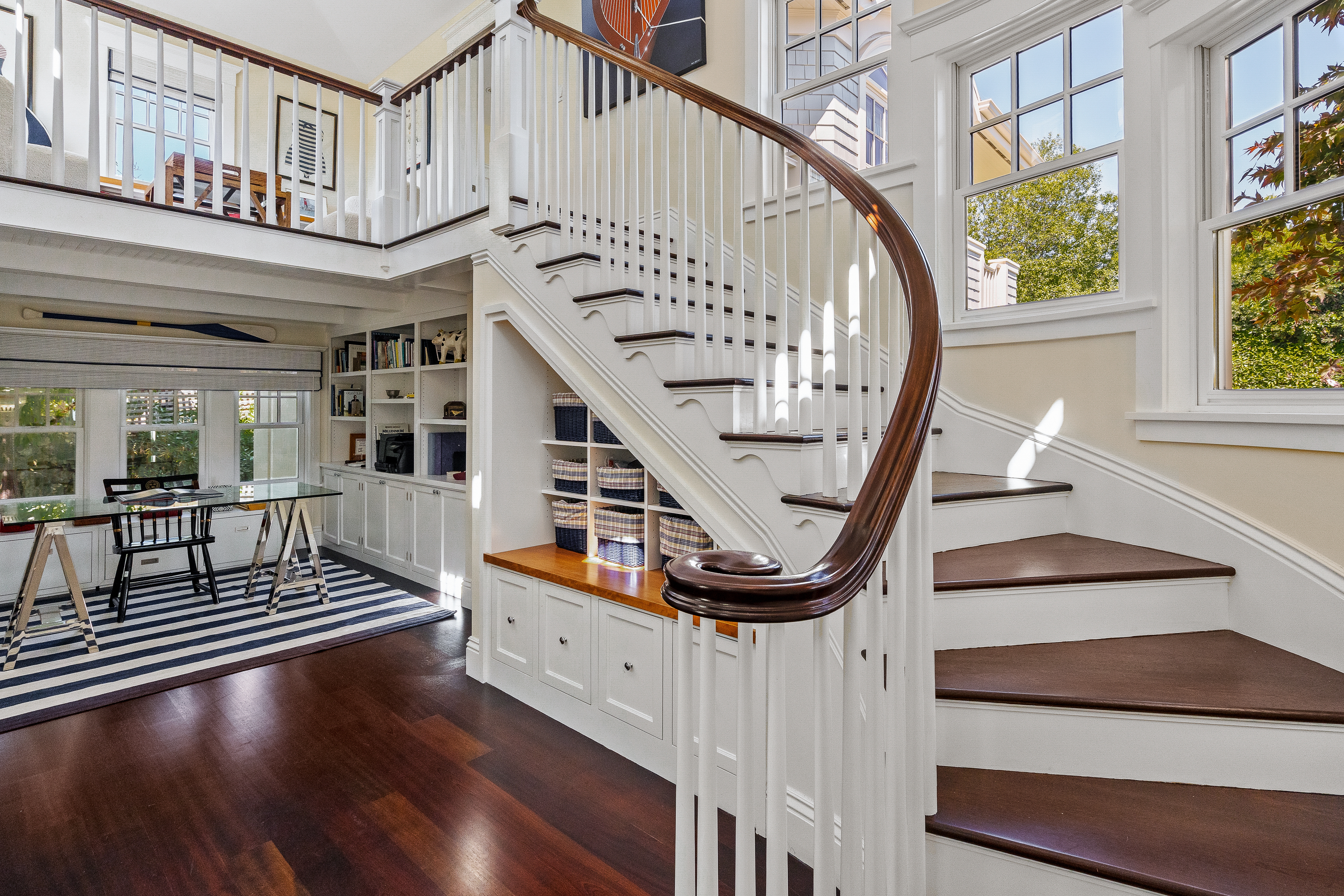  East Coast-Inspired Estate with Sweeping City, Bridge and Mount Tam Views - 物件實景