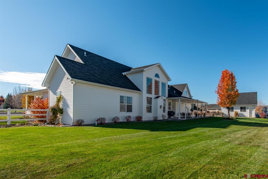 Montrose, Colorado, 81403, United States, 4 Bedrooms Bedrooms, ,4 BathroomsBathrooms,Residential,For Sale,1994276