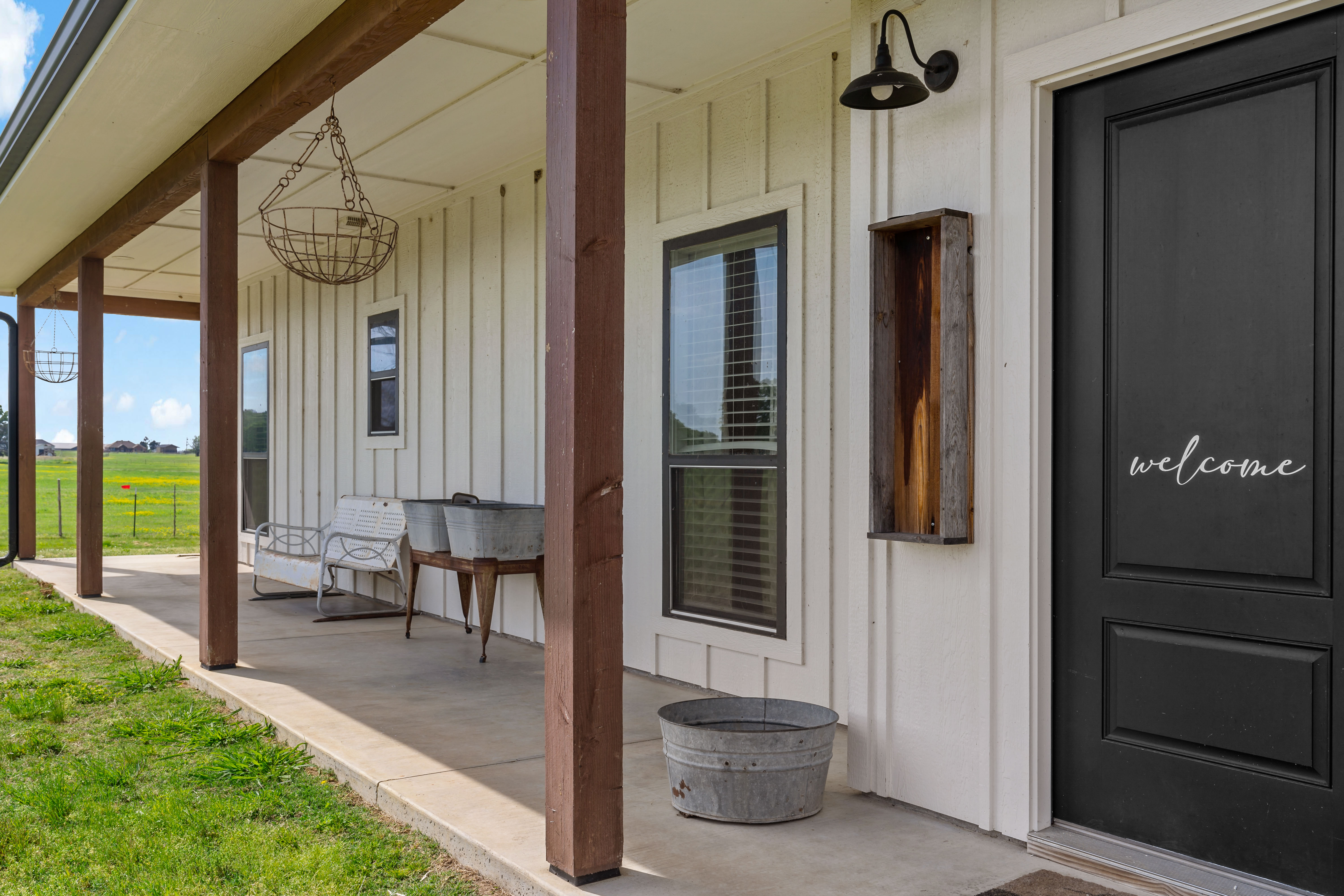 Paris, Texas, 75462, United States, 3 Bedrooms Bedrooms, ,2 BathroomsBathrooms,Residential,For Sale,1983529