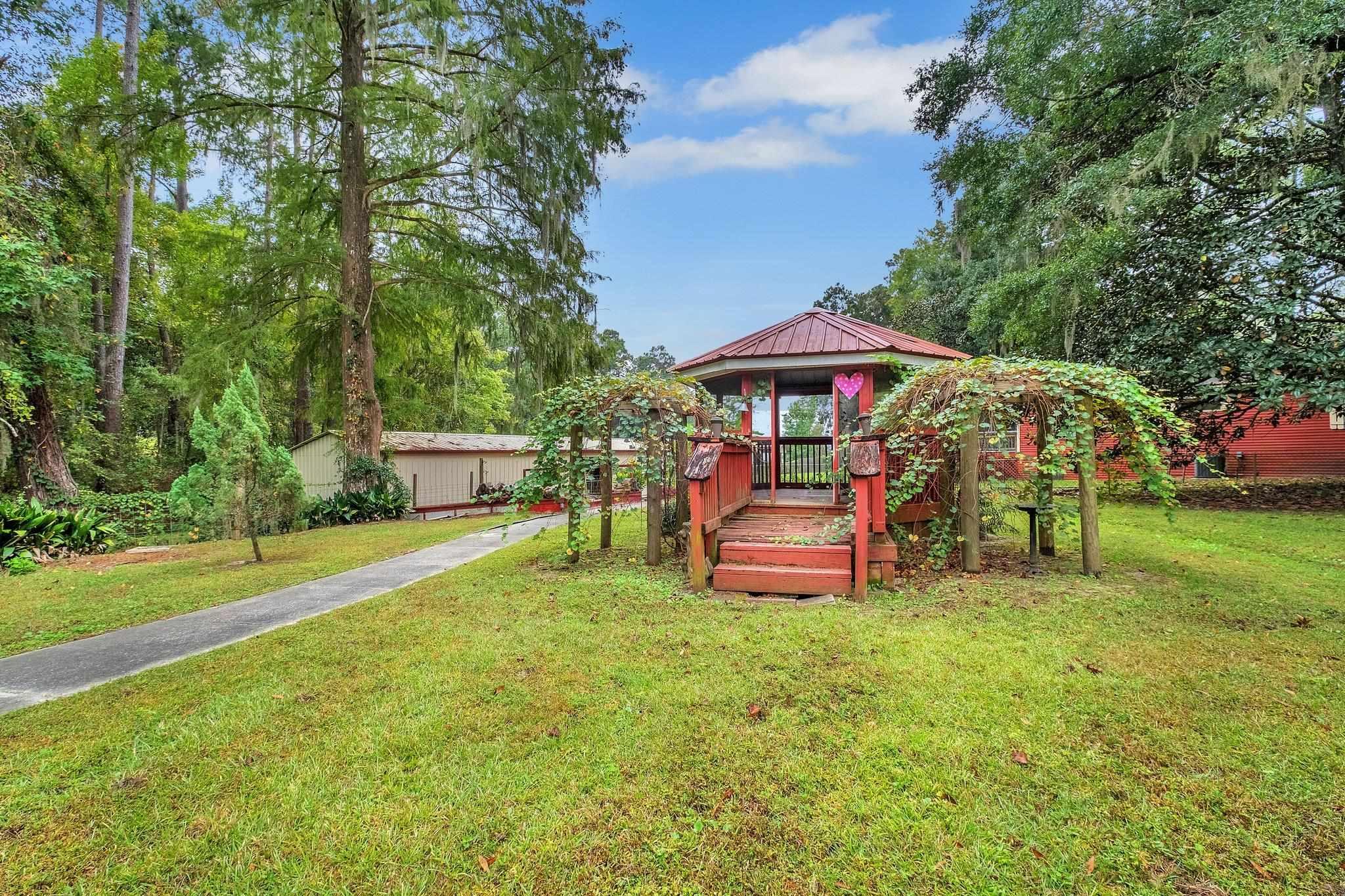 Quincy, Florida, 32351, United States, 3 Bedrooms Bedrooms, ,2 BathroomsBathrooms,Residential,For Sale,1804013