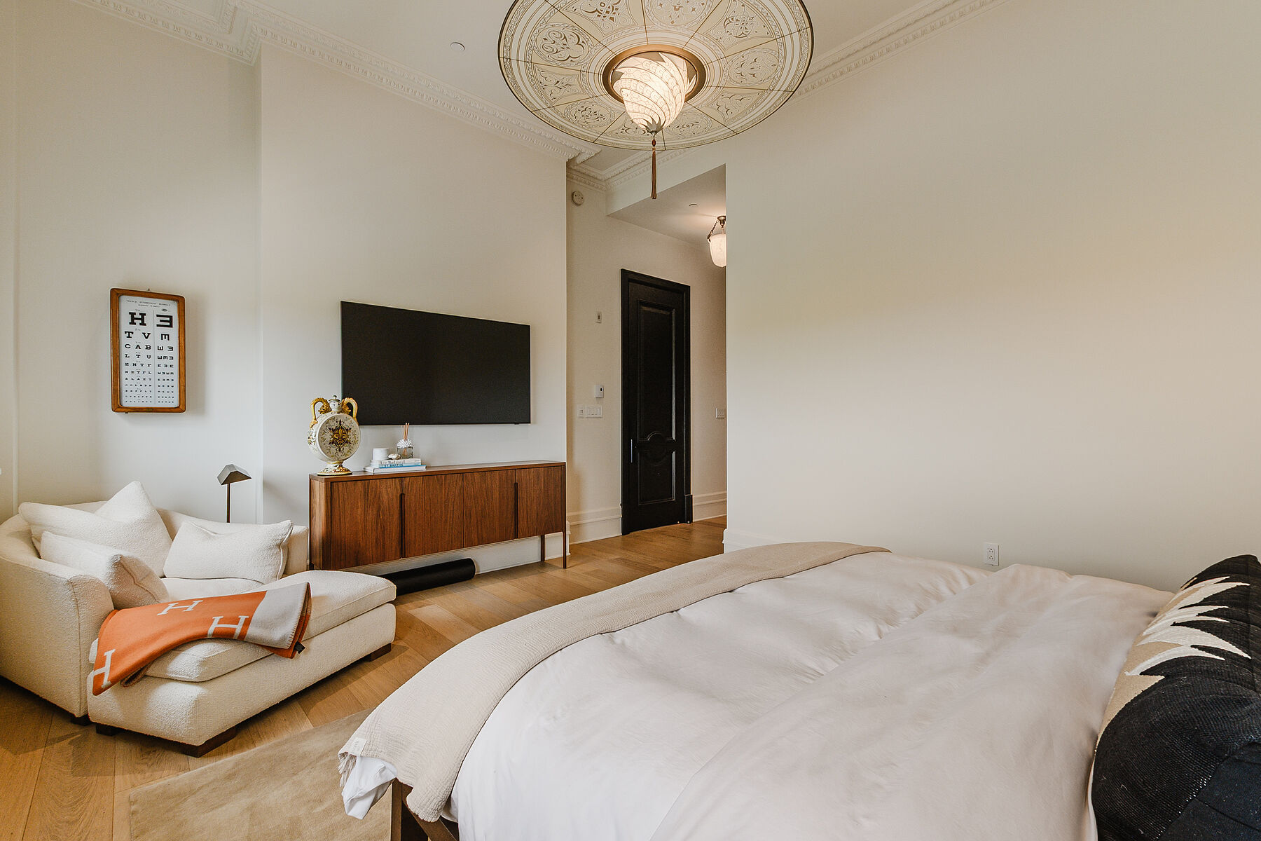  Stunning Custom Condo - 物件實景