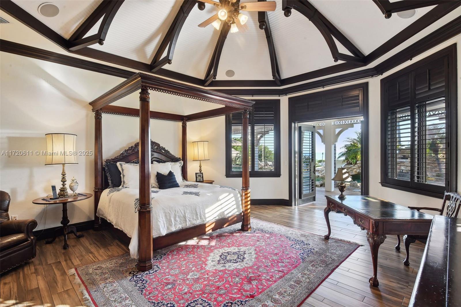 Marathon, Florida, 33050, United States, 5 Bedrooms Bedrooms, ,9 BathroomsBathrooms,Residential,For Sale,1933617