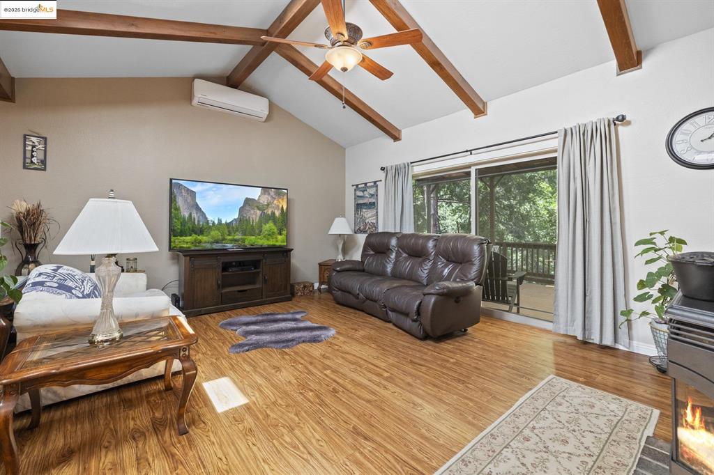 Twain Harte, California, 95383, United States, 3 Bedrooms Bedrooms, ,3 BathroomsBathrooms,Residential,For Sale,1862195