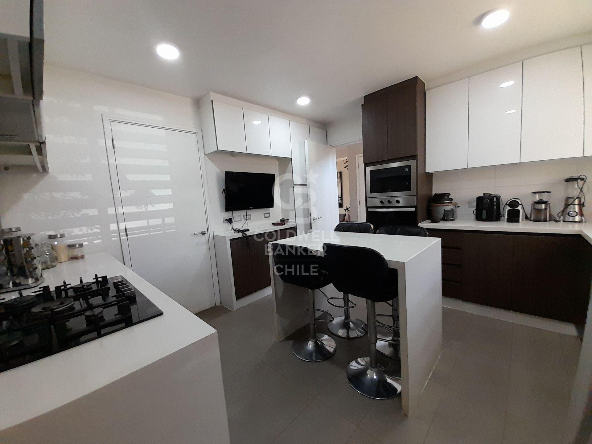 Colina, Chile, 3 Bedrooms Bedrooms, ,3 BathroomsBathrooms,Residential,For Sale,1967756