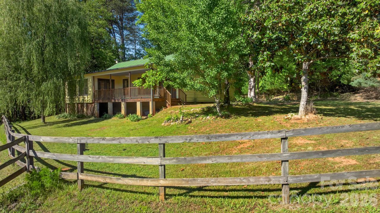 Columbus, North Carolina, 28722, United States, 2 Bedrooms Bedrooms, ,2 BathroomsBathrooms,Residential,For Sale,2044748