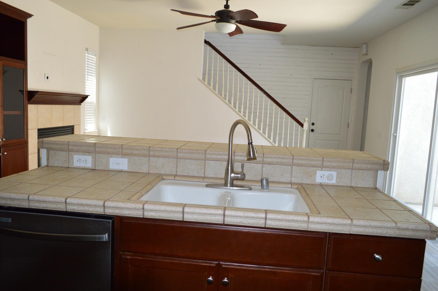 Turlock, California, 95382, United States, 3 Bedrooms Bedrooms, ,2 BathroomsBathrooms,Residential,For Sale,1992840